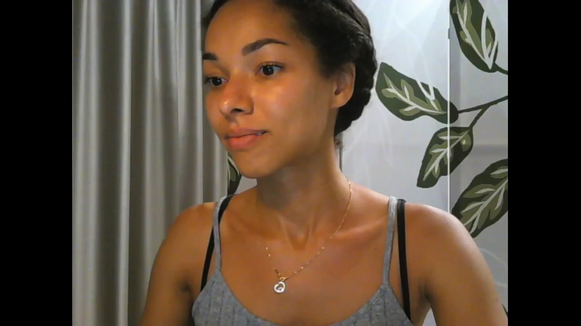 Gallery image thumbnail from Carmel_Dee's myfreecams stream on, 07/26/2025, 19:44 image 11 of 20