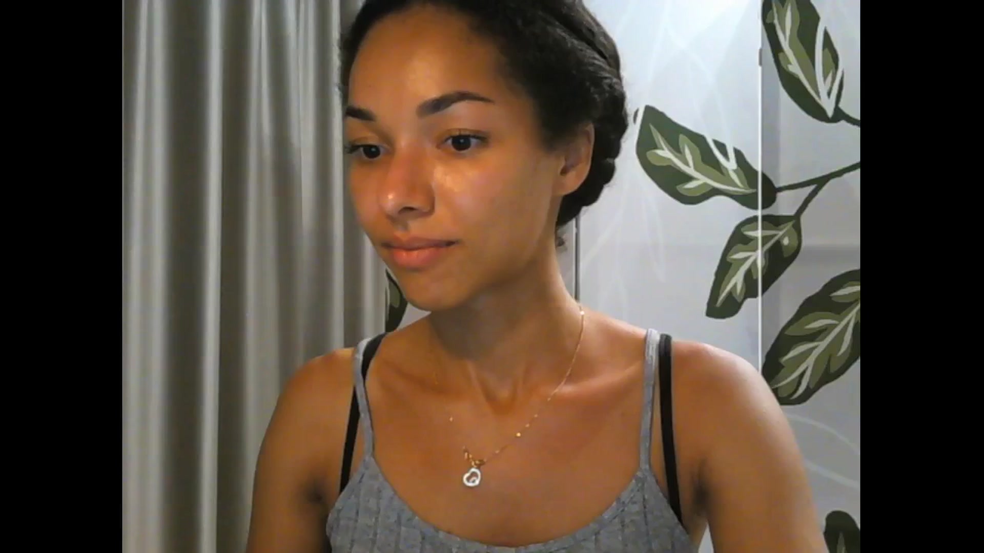 Gallery image thumbnail from Carmel_Dee's myfreecams stream on, 07/26/2025, 19:44 image 15 of 20