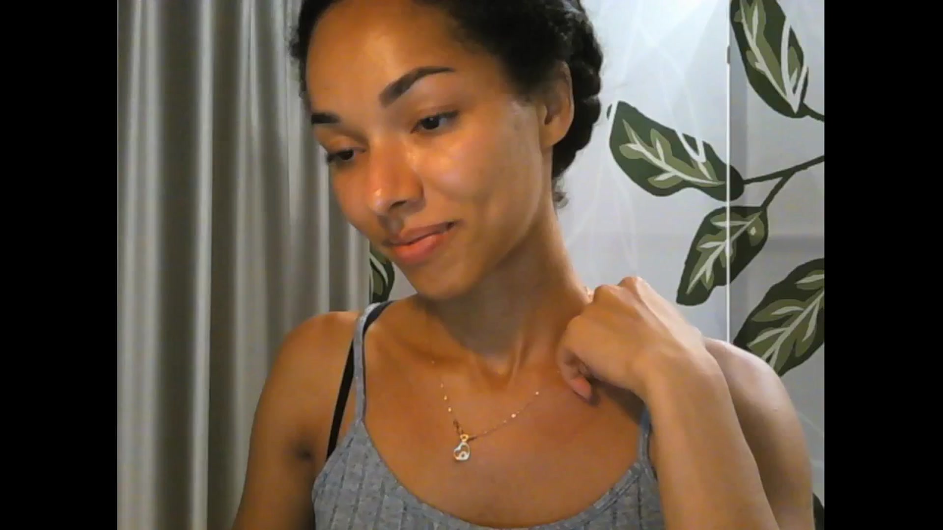 Gallery image thumbnail from Carmel_Dee's myfreecams stream on, 07/26/2025, 19:44 image 8 of 20