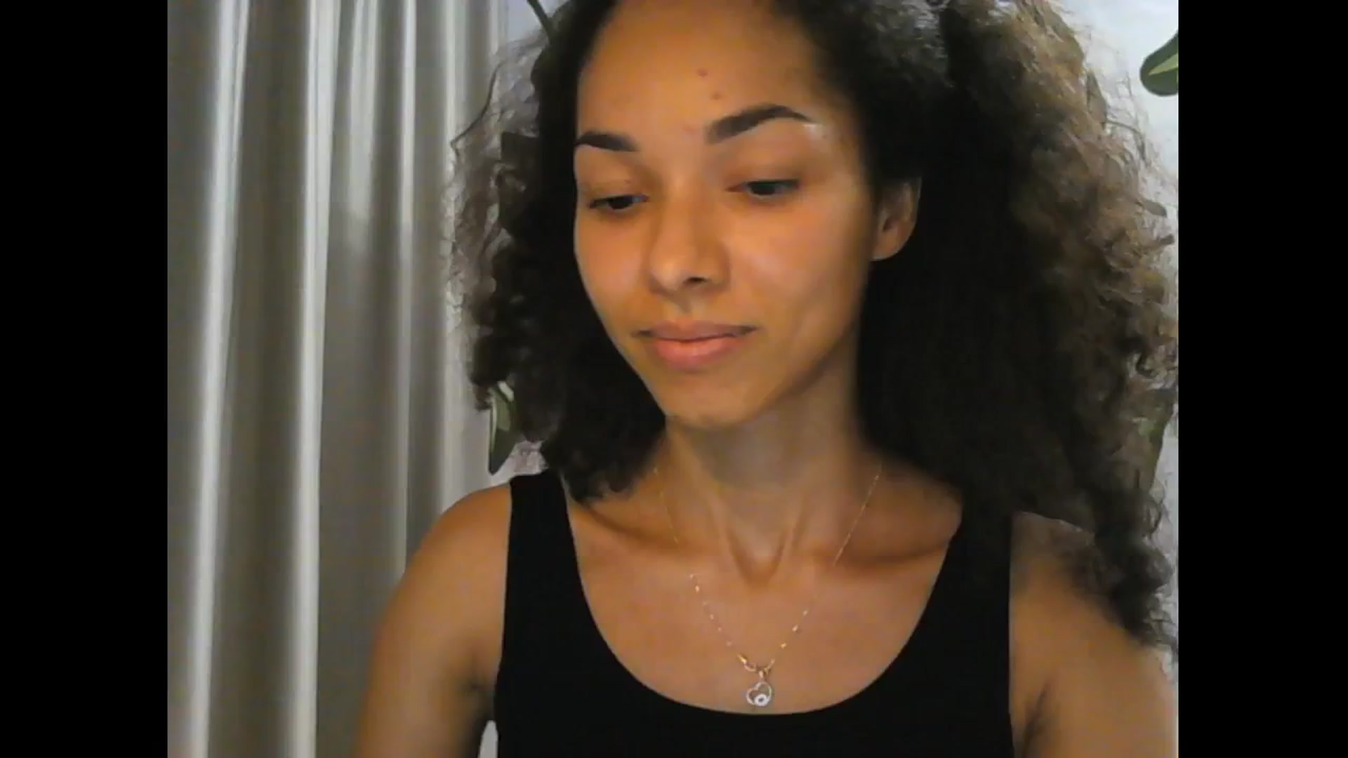 Gallery image thumbnail from Carmel_Dee's myfreecams stream on, 08/15/2025, 21:36 image 3 of 20