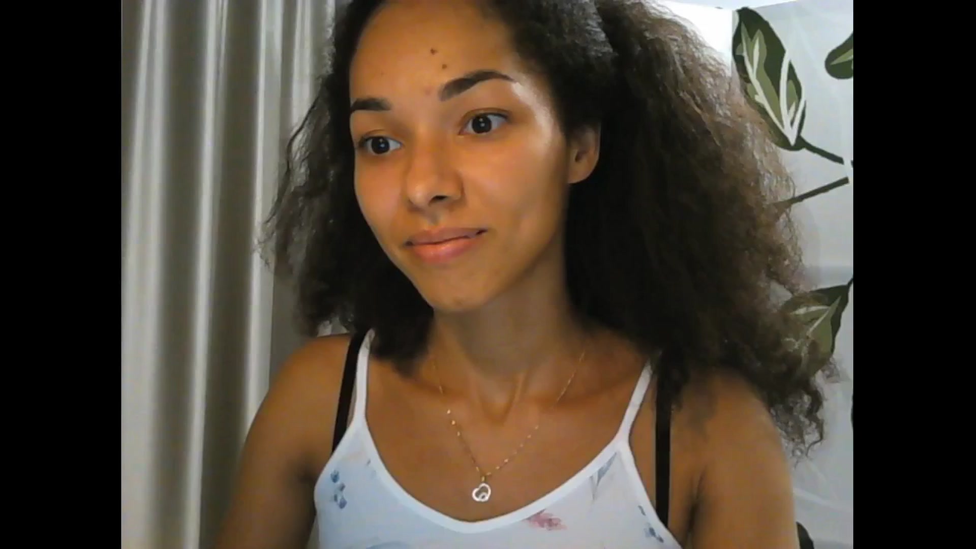 Gallery image thumbnail from Carmel_Dee's myfreecams stream on, 08/18/2025, 23:26 image 6 of 20