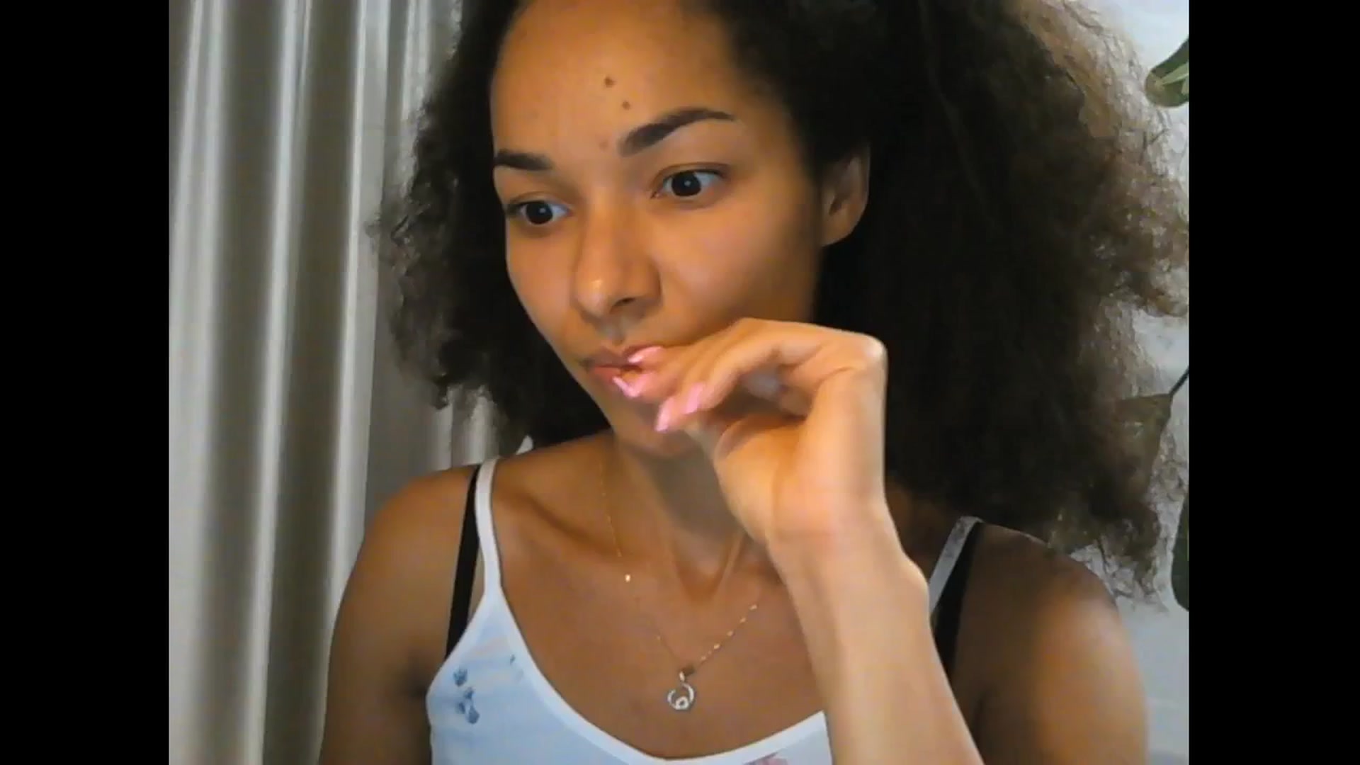 Gallery image thumbnail from Carmel_Dee's myfreecams stream on, 08/19/2025, 24:00 image 18 of 20