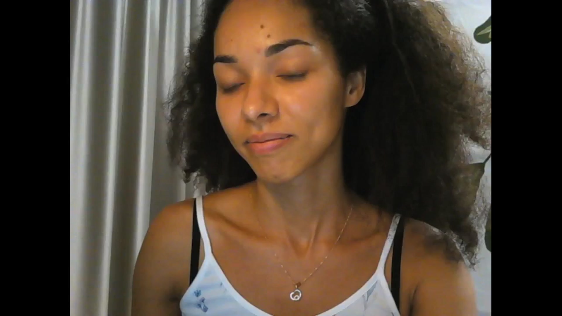 Gallery image thumbnail from Carmel_Dee's myfreecams stream on, 08/19/2025, 24:00 image 14 of 20