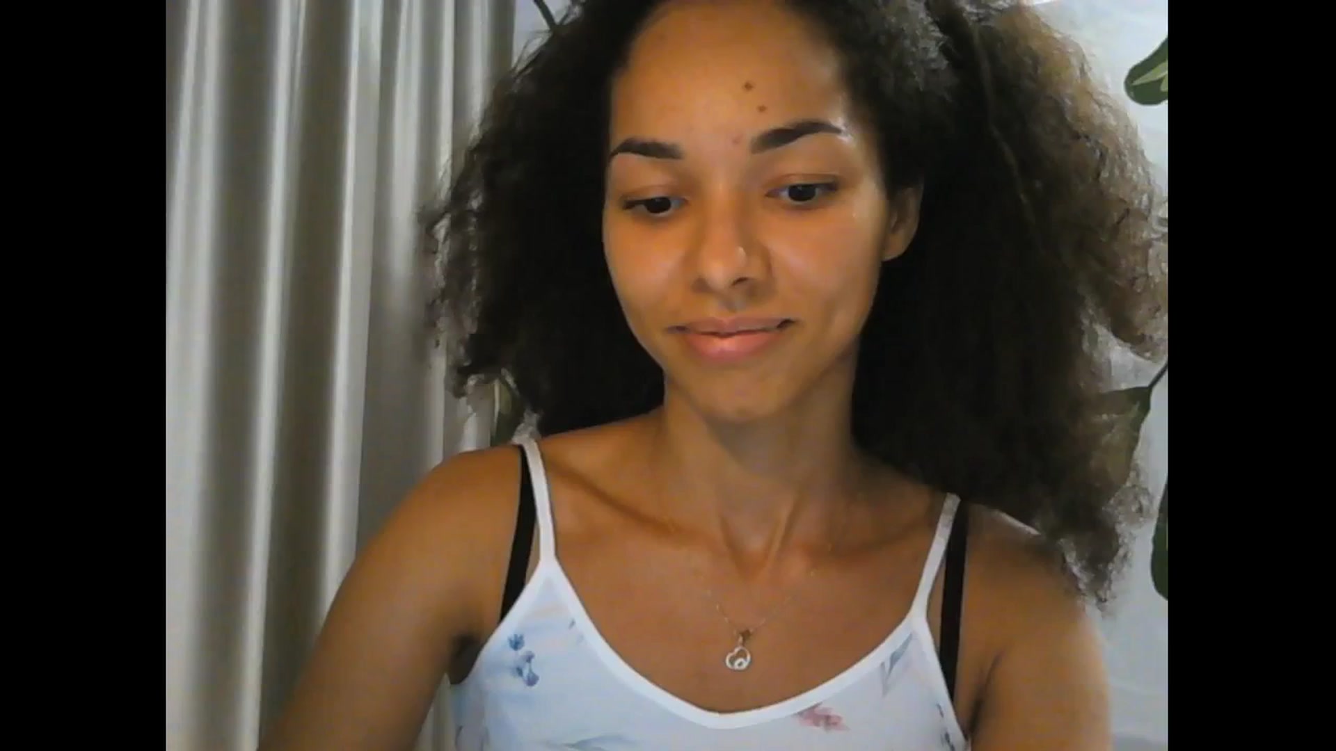 Gallery image thumbnail from Carmel_Dee's myfreecams stream on, 08/19/2025, 24:00 image 16 of 20