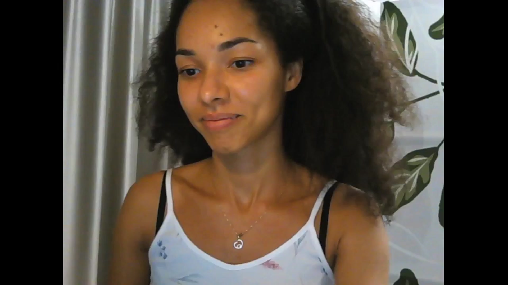 Gallery image thumbnail from Carmel_Dee's myfreecams stream on, 08/19/2025, 24:00 image 11 of 20