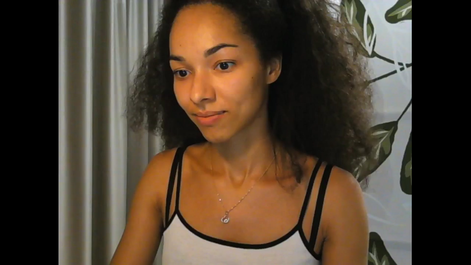 Gallery image thumbnail from Carmel_Dee's myfreecams stream on, 09/19/2025, 16:01 image 16 of 20