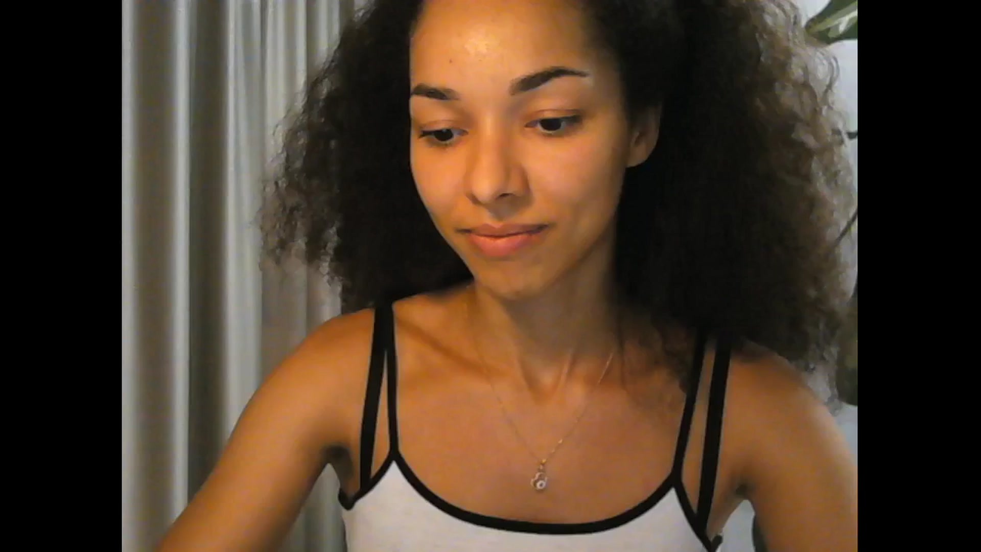 Gallery image thumbnail from Carmel_Dee's myfreecams stream on, 09/19/2025, 16:01 image 5 of 20