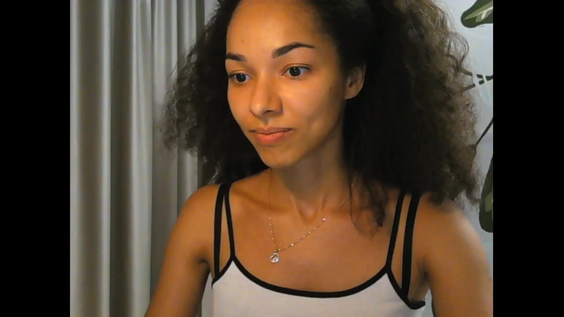 Gallery image thumbnail from Carmel_Dee's myfreecams stream on, 09/19/2025, 16:01 image 15 of 20