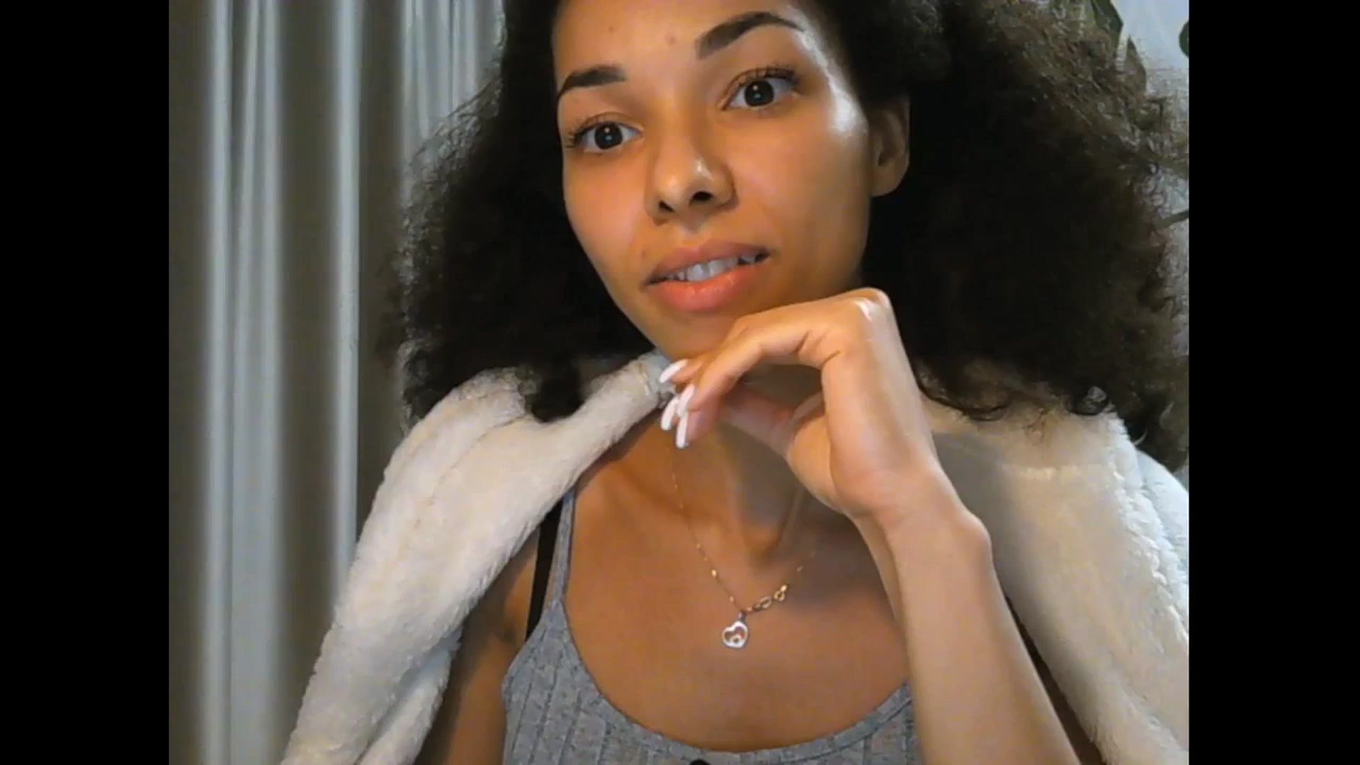 Gallery image thumbnail from Carmel_Dee's myfreecams stream on, 10/09/2025, 18:52 image 12 of 20