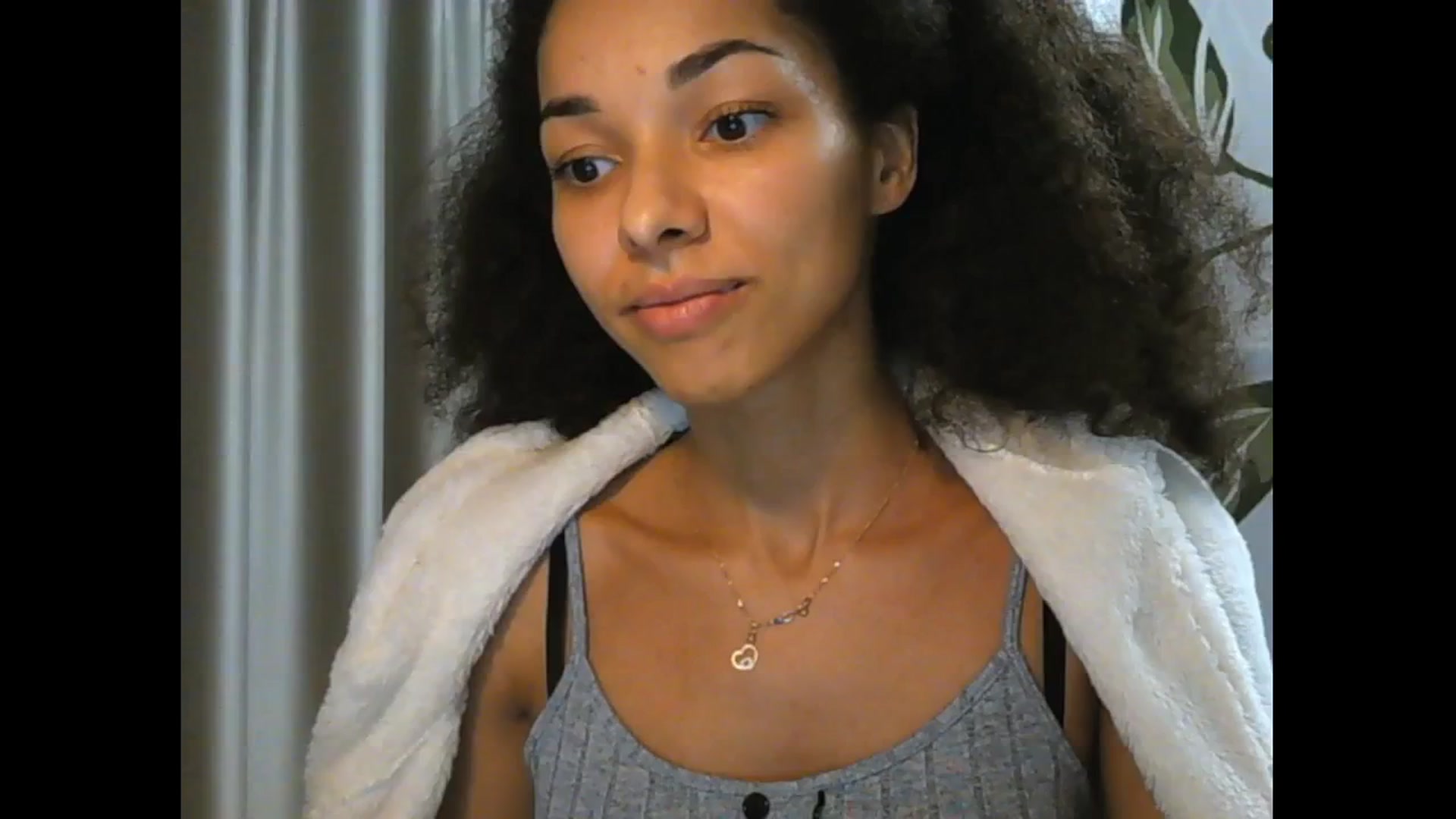 Gallery image thumbnail from Carmel_Dee's myfreecams stream on, 10/09/2025, 18:52 image 11 of 20