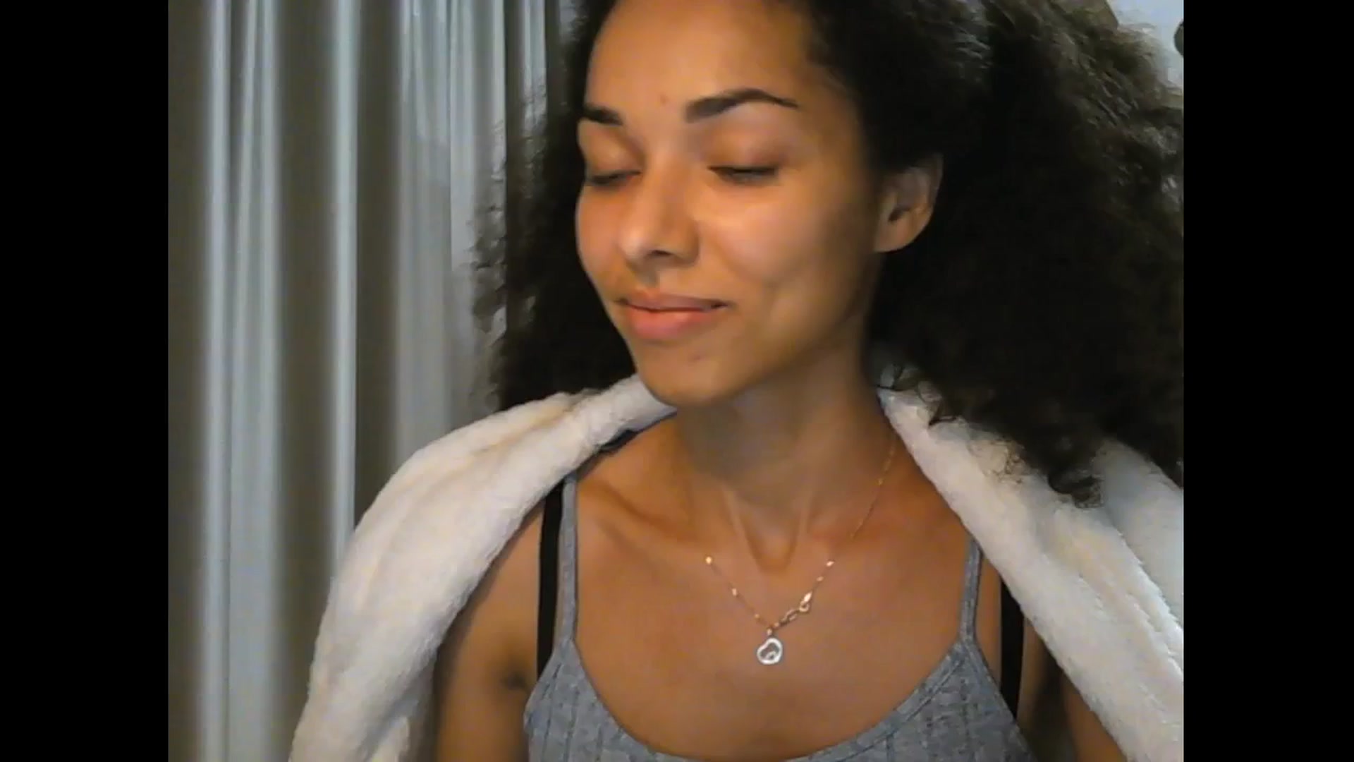 Gallery image thumbnail from Carmel_Dee's myfreecams stream on, 10/09/2025, 18:52 image 15 of 20