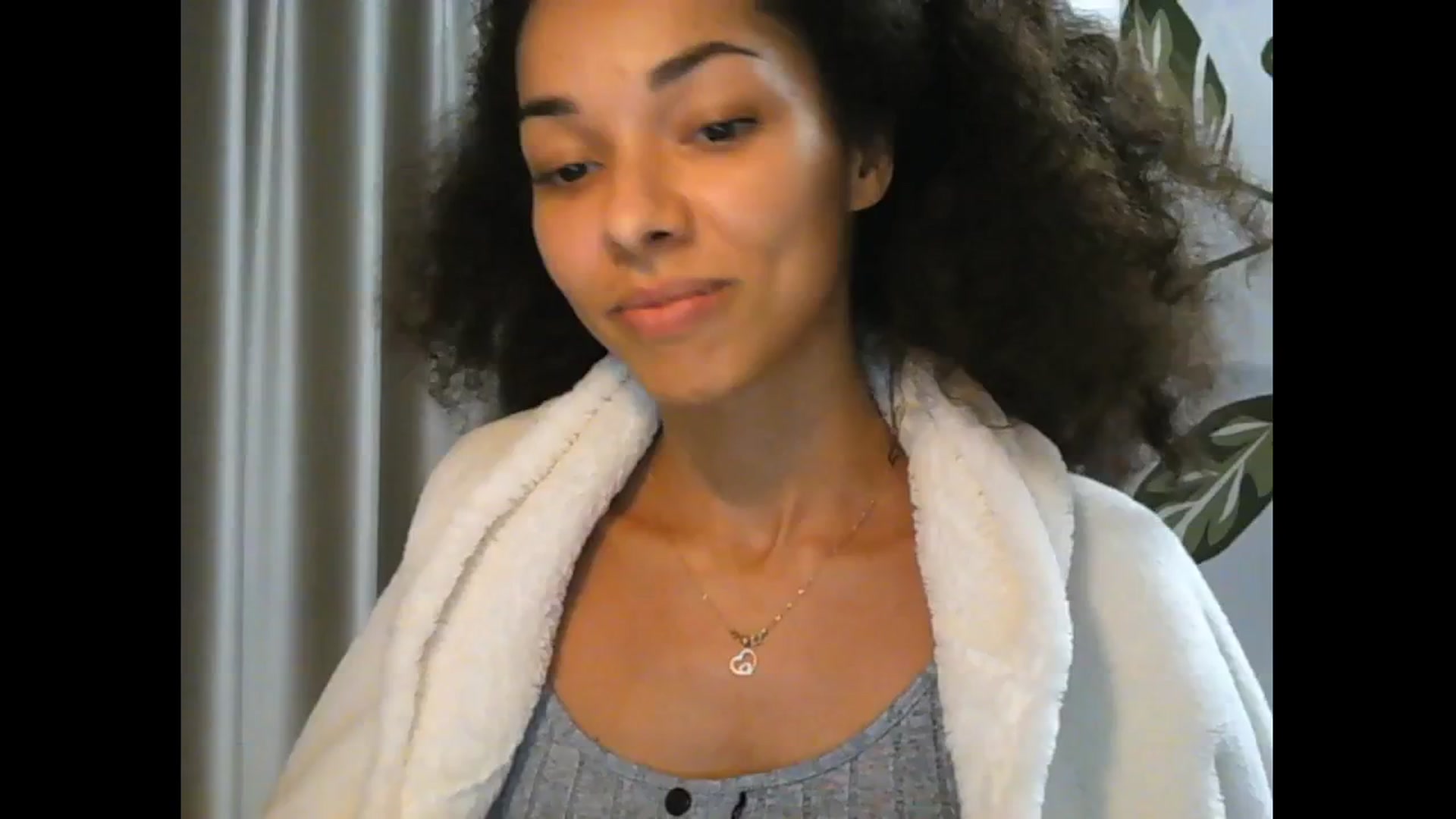 Gallery image thumbnail from Carmel_Dee's myfreecams stream on, 10/09/2025, 18:52 image 5 of 20