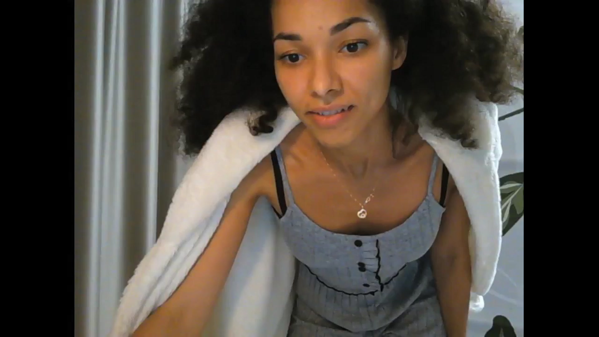 Gallery image thumbnail from Carmel_Dee's myfreecams stream on, 10/09/2025, 18:52 image 8 of 20