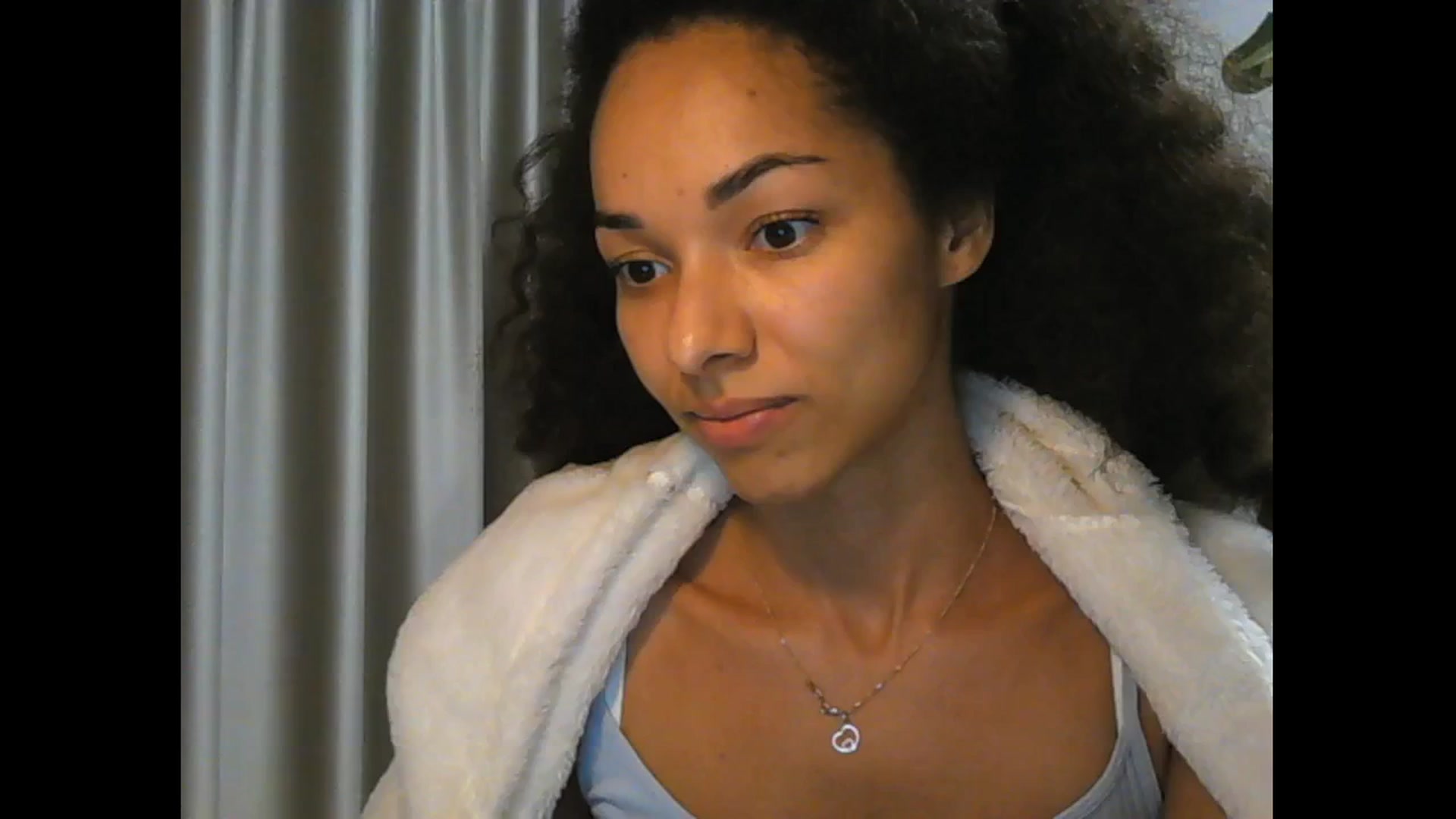 Gallery image thumbnail from Carmel_Dee's myfreecams stream on, 10/18/2025, 18:37 image 15 of 20