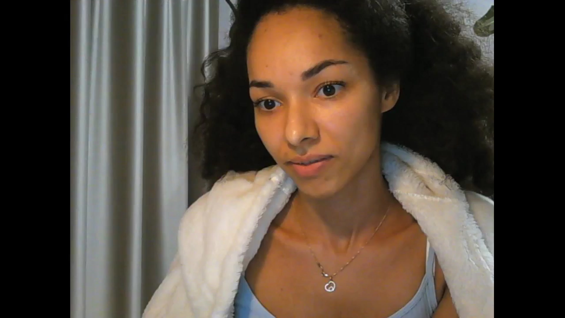 Gallery image thumbnail from Carmel_Dee's myfreecams stream on, 10/18/2025, 18:37 image 4 of 20