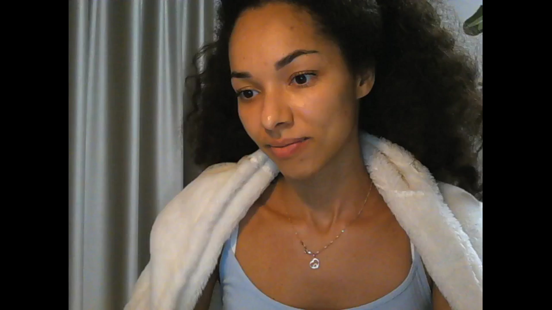 Gallery image thumbnail from Carmel_Dee's myfreecams stream on, 10/18/2025, 18:37 image 14 of 20