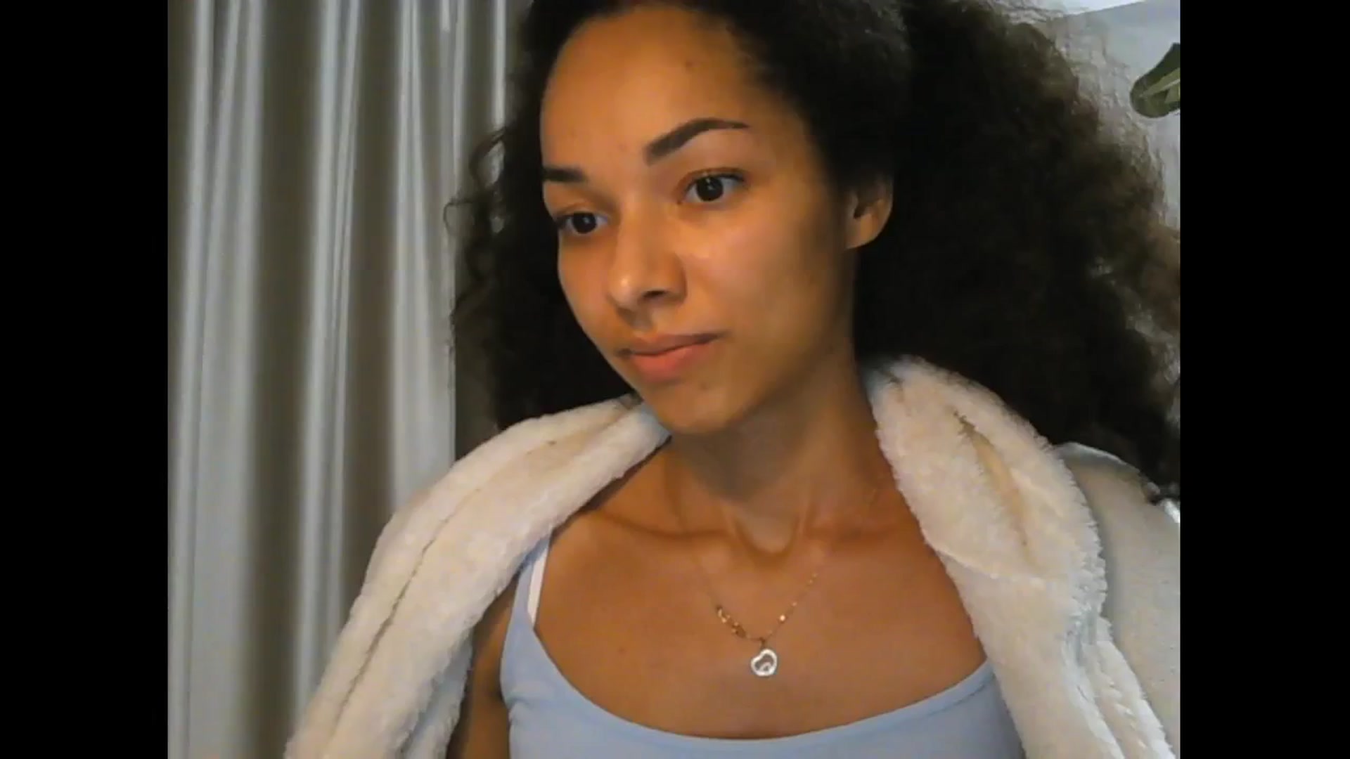 Gallery image thumbnail from Carmel_Dee's myfreecams stream on, 10/18/2025, 19:15 image 17 of 20