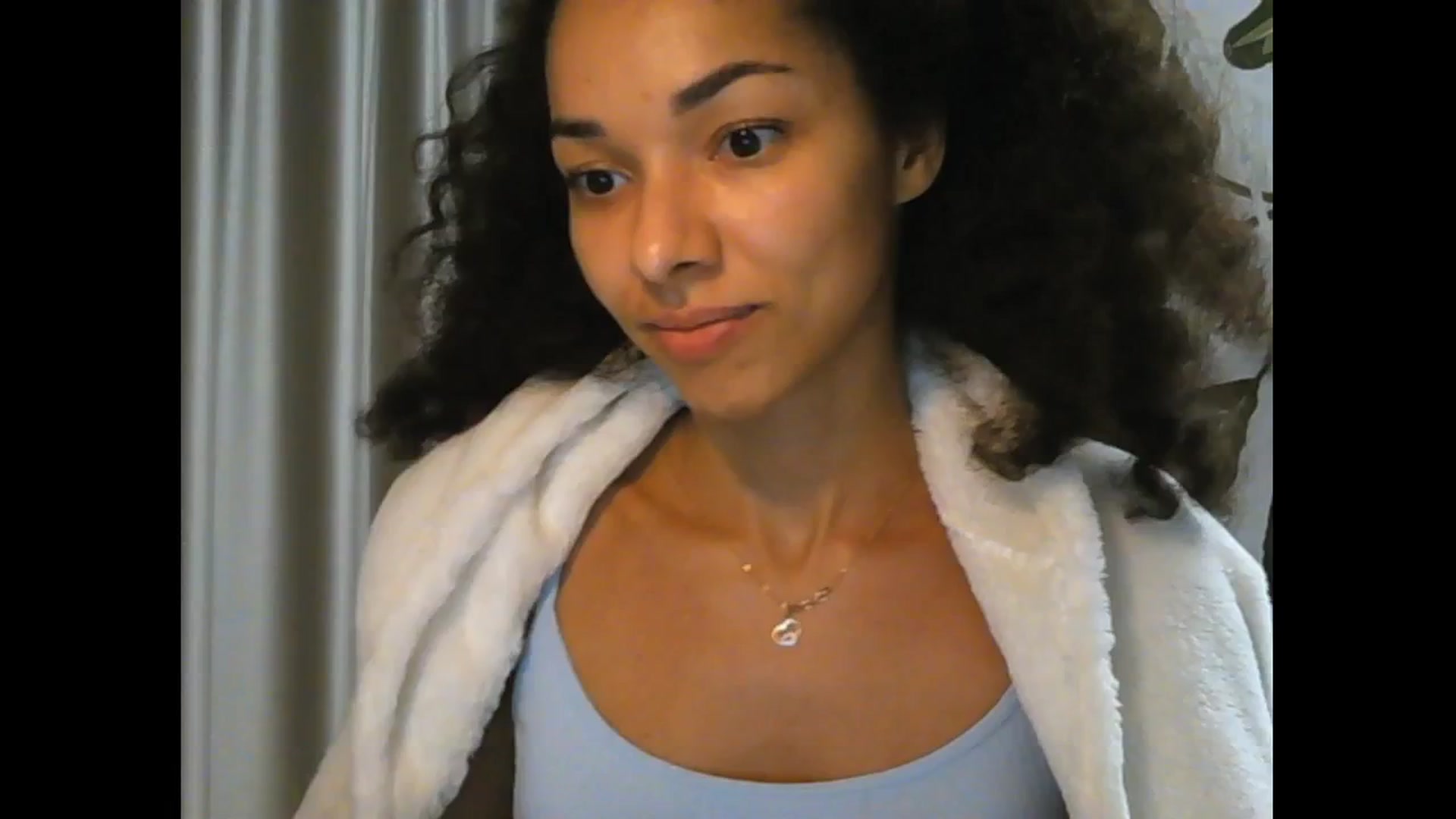 Gallery image thumbnail from Carmel_Dee's myfreecams stream on, 10/18/2025, 21:10 image 9 of 20