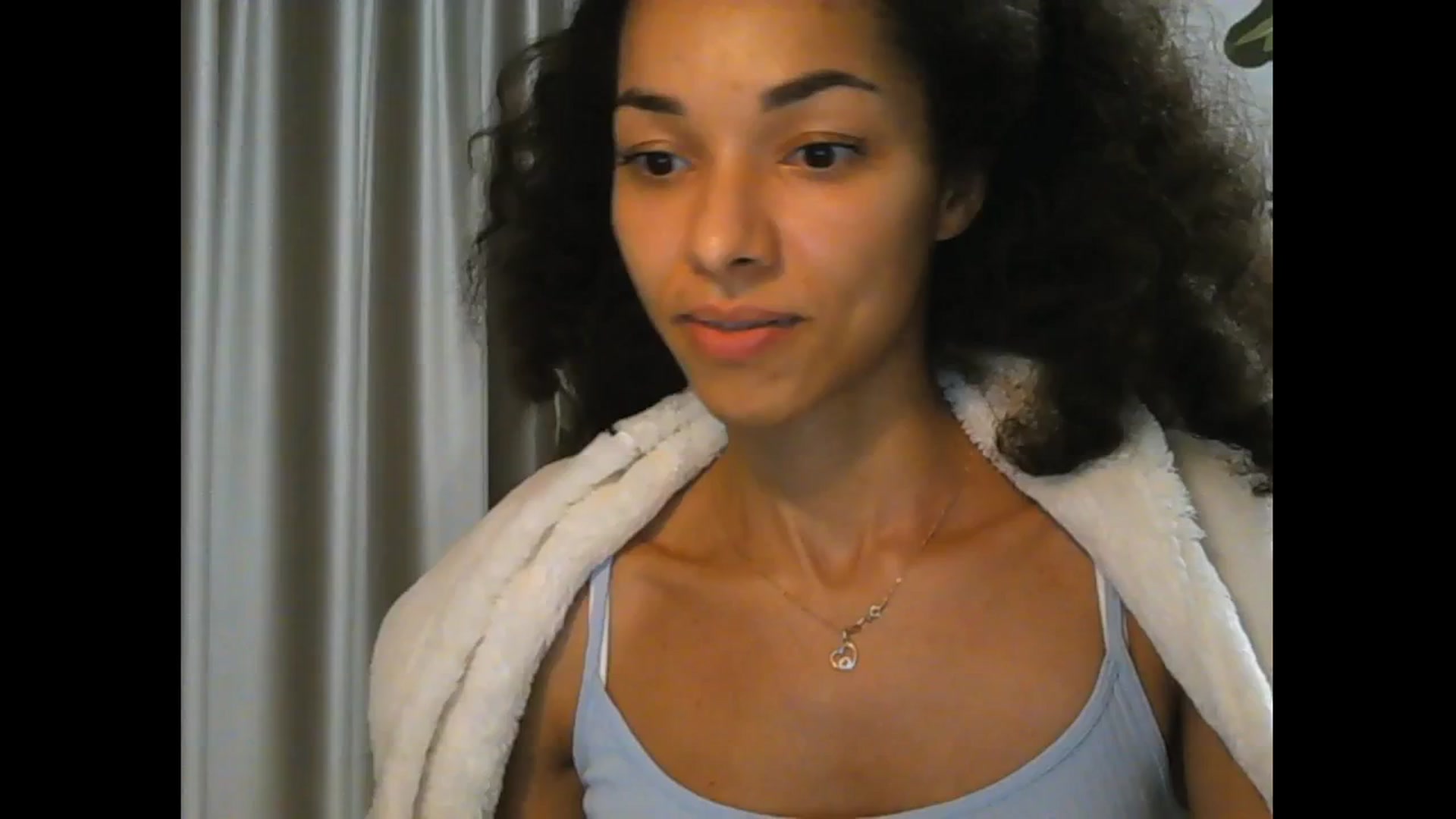 Gallery image thumbnail from Carmel_Dee's myfreecams stream on, 10/18/2025, 21:10 image 12 of 20