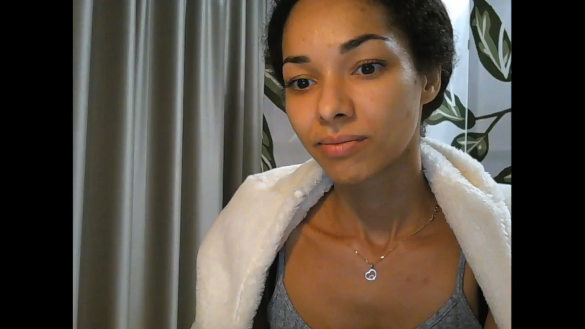 Gallery image thumbnail from Carmel_Dee's myfreecams stream on, 10/24/2025, 19:03 image 14 of 20