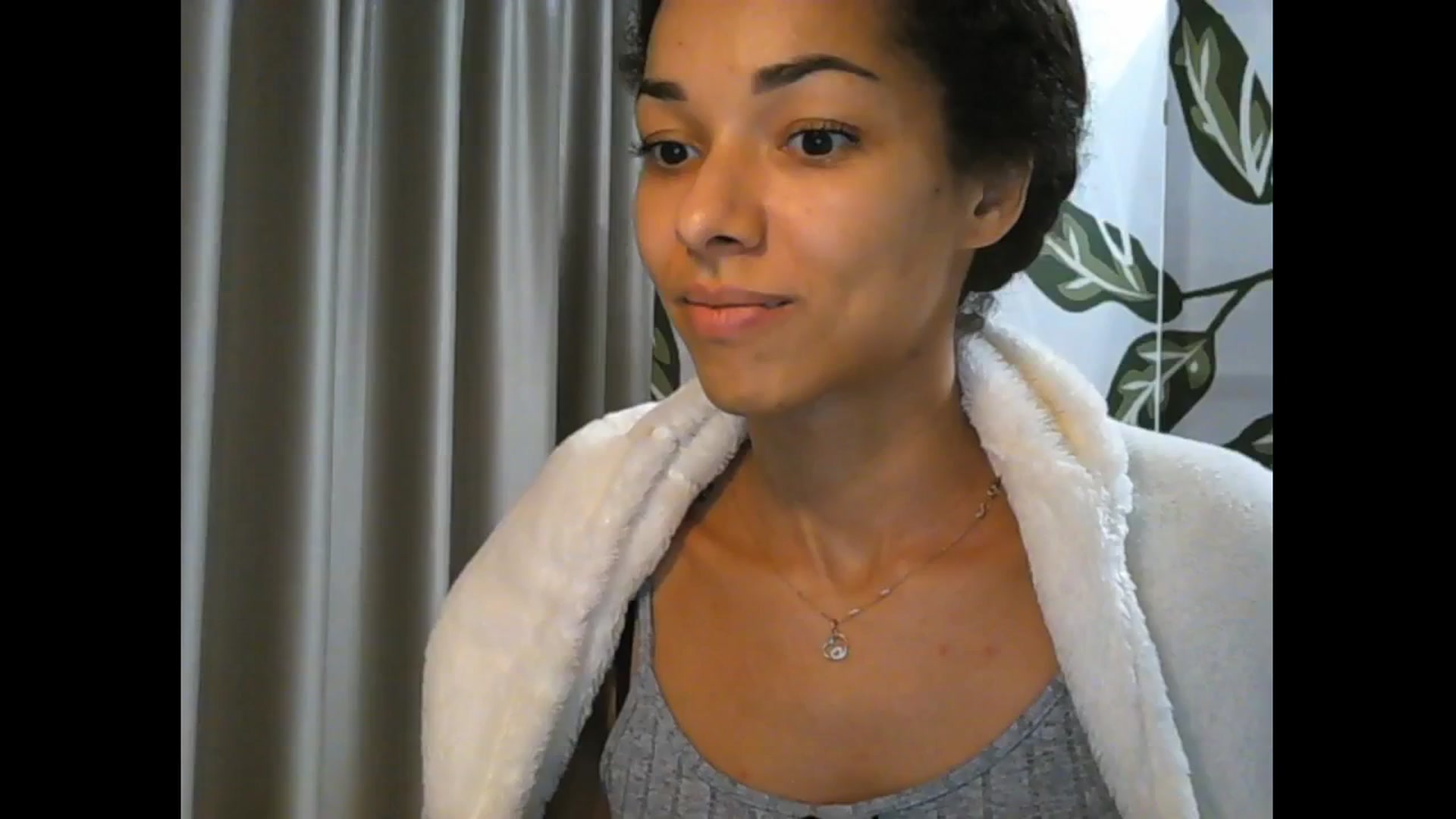 Gallery image thumbnail from Carmel_Dee's myfreecams stream on, 10/24/2025, 19:03 image 18 of 20