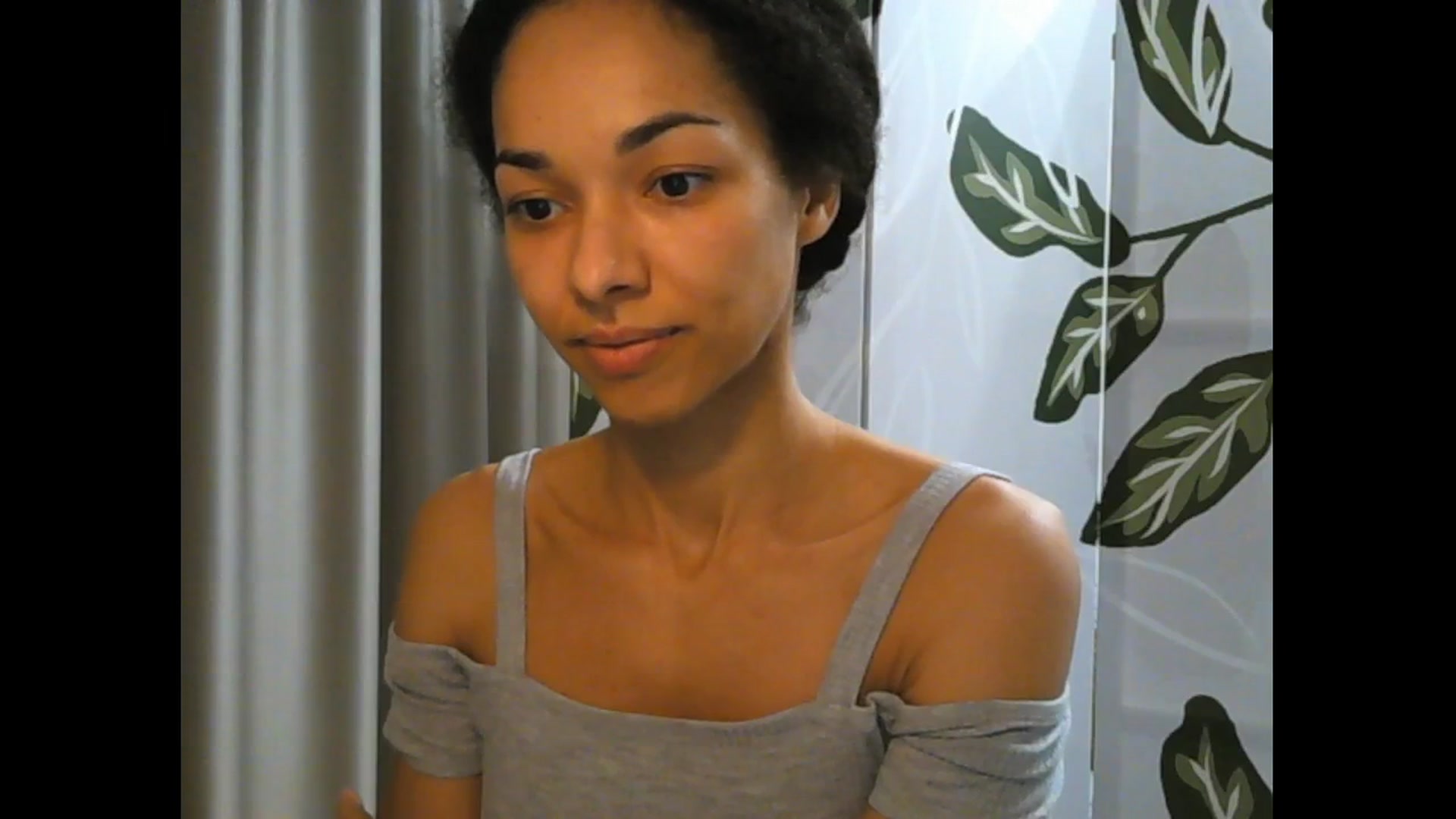 Gallery image thumbnail from Carmel_Dee's myfreecams stream on, 12/16/2025, 20:02 image 14 of 20