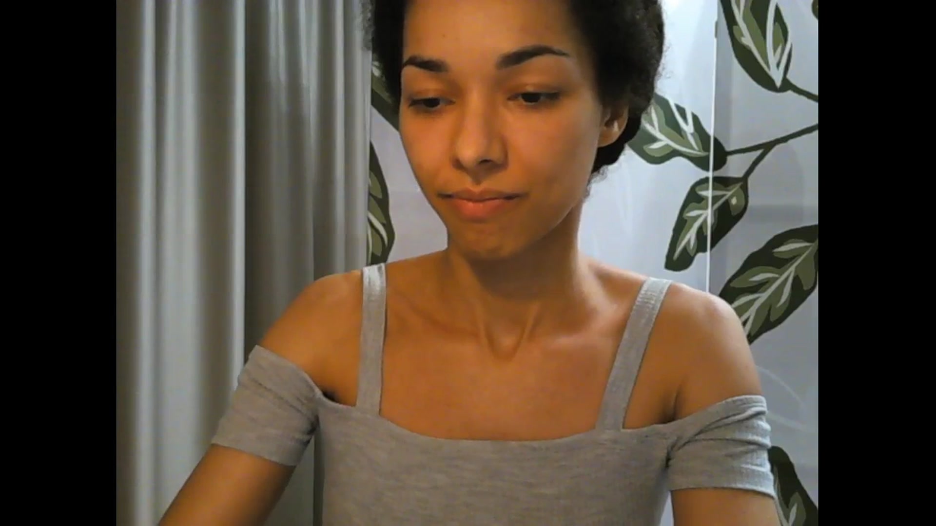 Gallery image thumbnail from Carmel_Dee's myfreecams stream on, 12/16/2025, 20:02 image 15 of 20