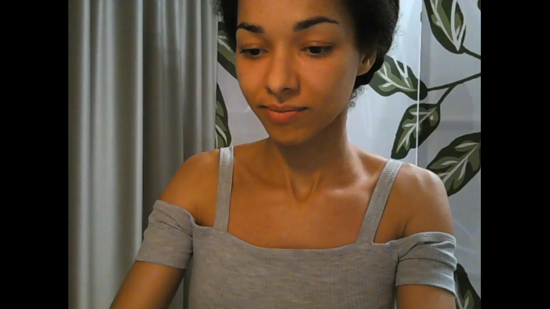 Gallery image thumbnail from Carmel_Dee's myfreecams stream on, 12/16/2025, 20:02 image 1 of 20