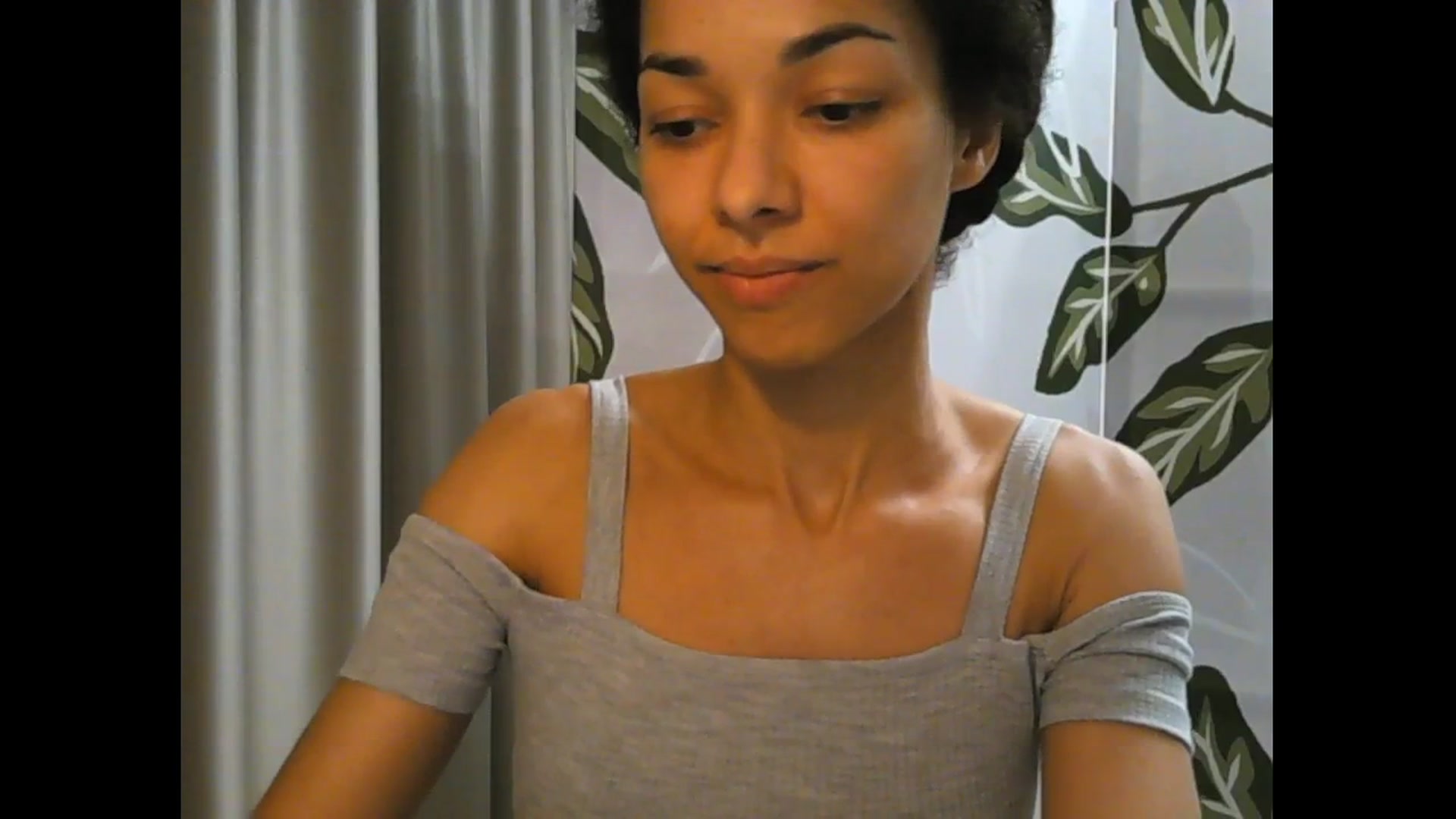 Gallery image thumbnail from Carmel_Dee's myfreecams stream on, 12/16/2025, 20:02 image 20 of 20