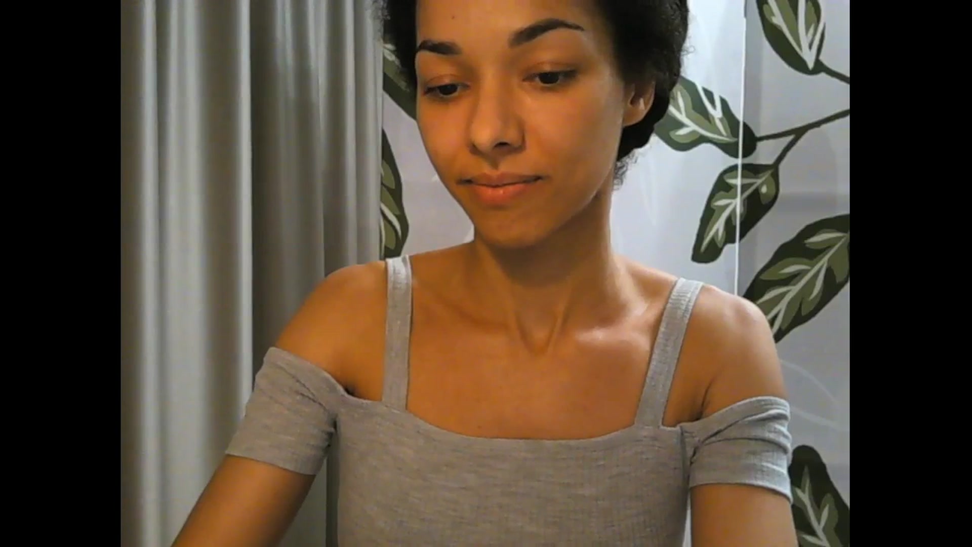 Gallery image thumbnail from Carmel_Dee's myfreecams stream on, 12/16/2025, 20:02 image 19 of 20