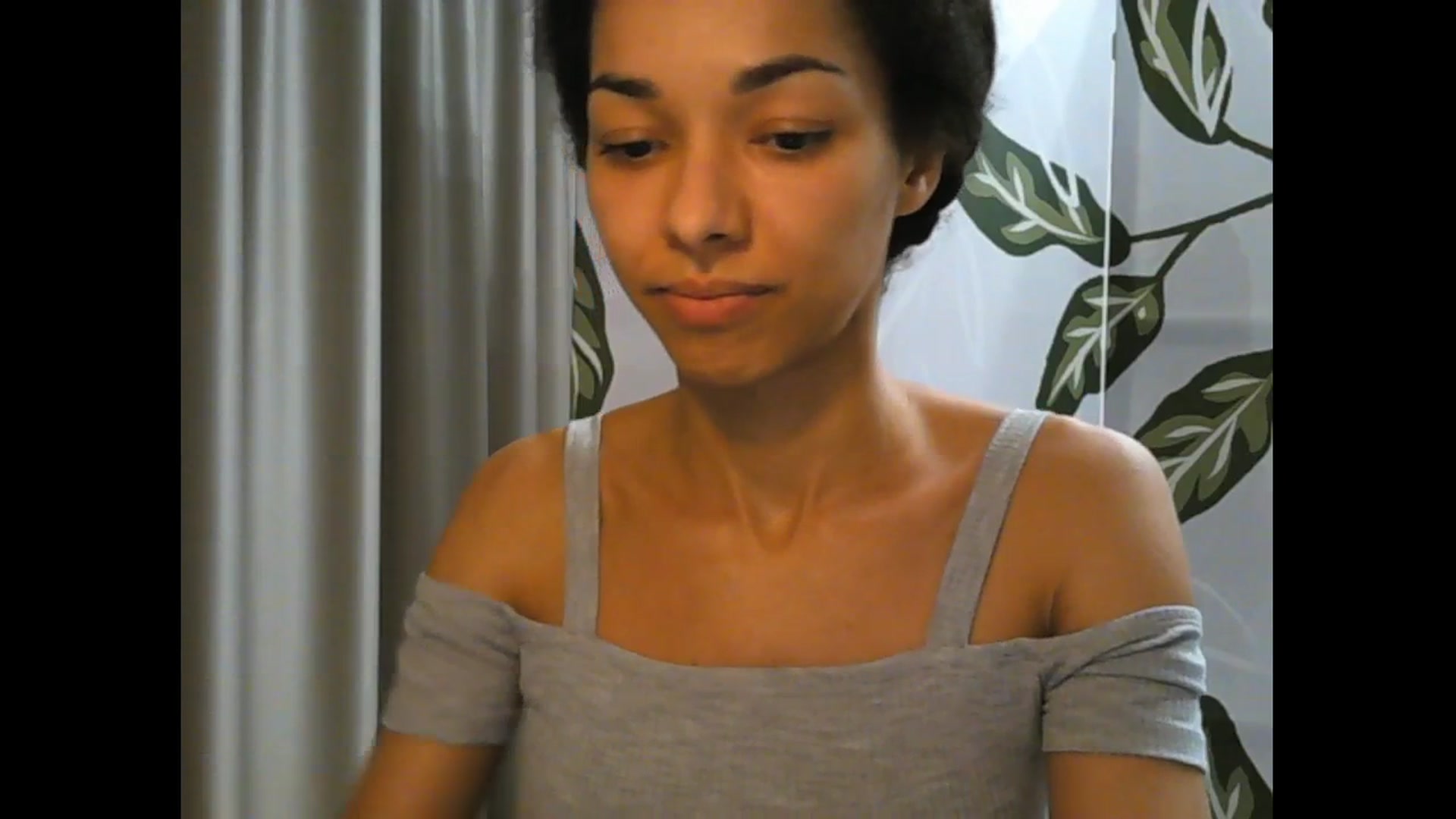 Gallery image thumbnail from Carmel_Dee's myfreecams stream on, 12/16/2025, 20:02 image 12 of 20