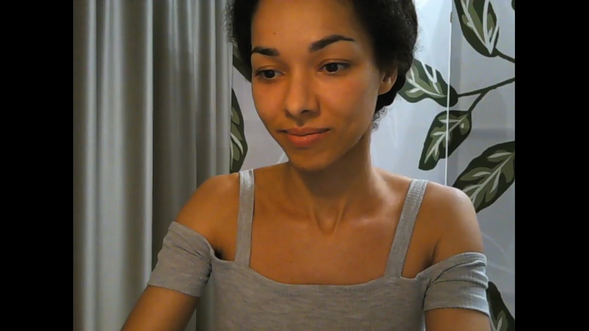 Gallery image thumbnail from Carmel_Dee's myfreecams stream on, 12/16/2025, 20:02 image 2 of 20