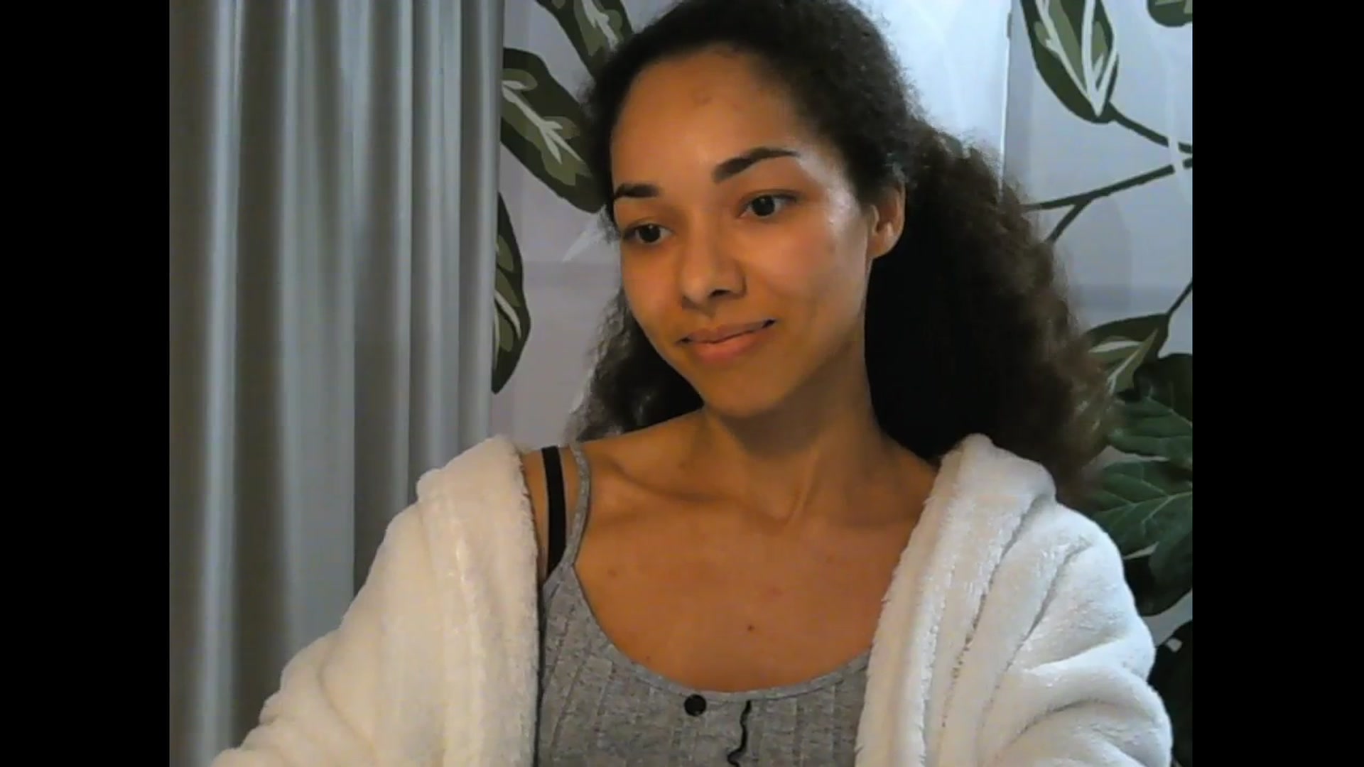 Gallery image thumbnail from Carmel_Dee's myfreecams stream on, 05/01/2026, 21:16 image 11 of 20