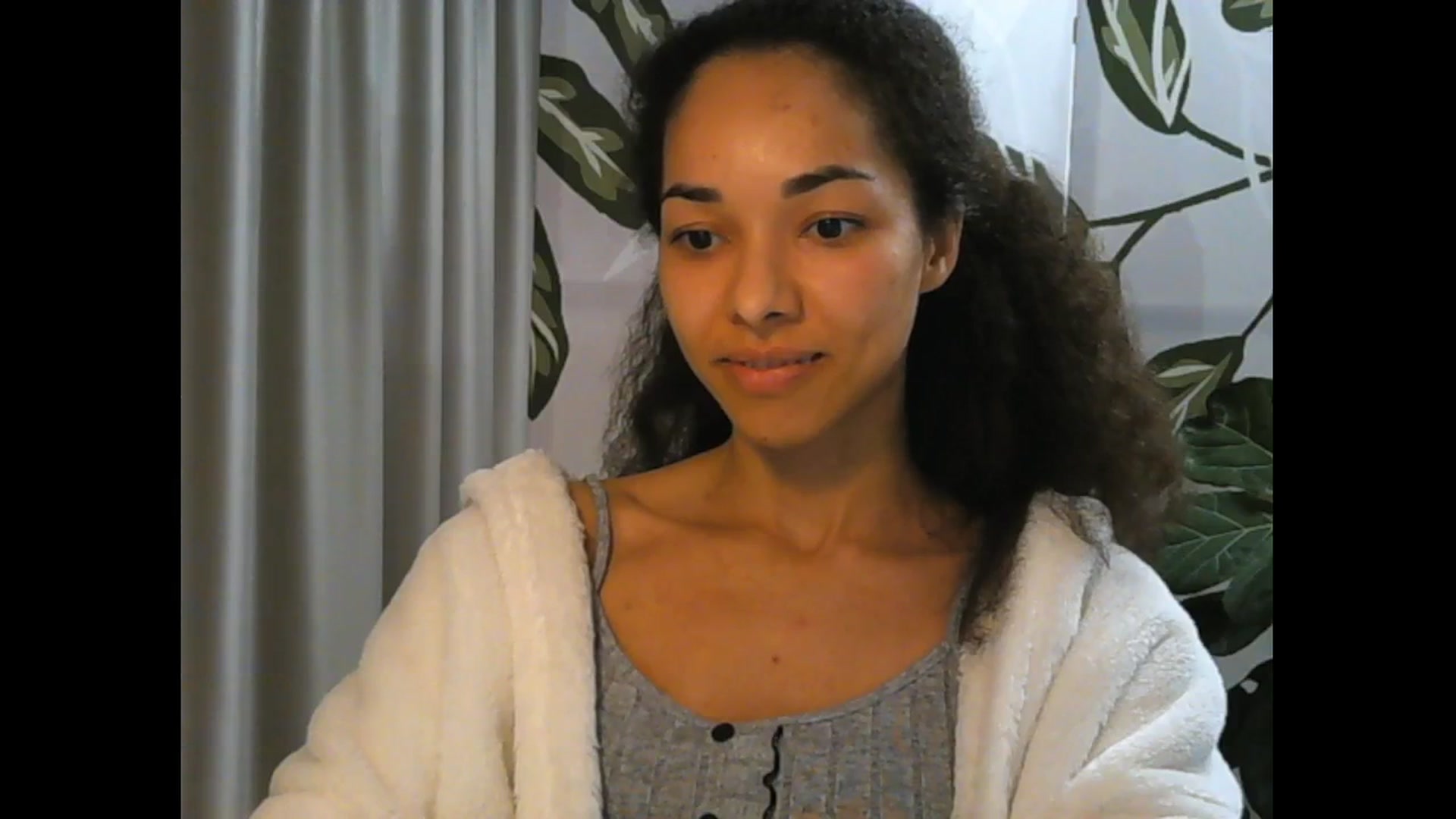 Gallery image thumbnail from Carmel_Dee's myfreecams stream on, 05/01/2026, 21:16 image 8 of 20