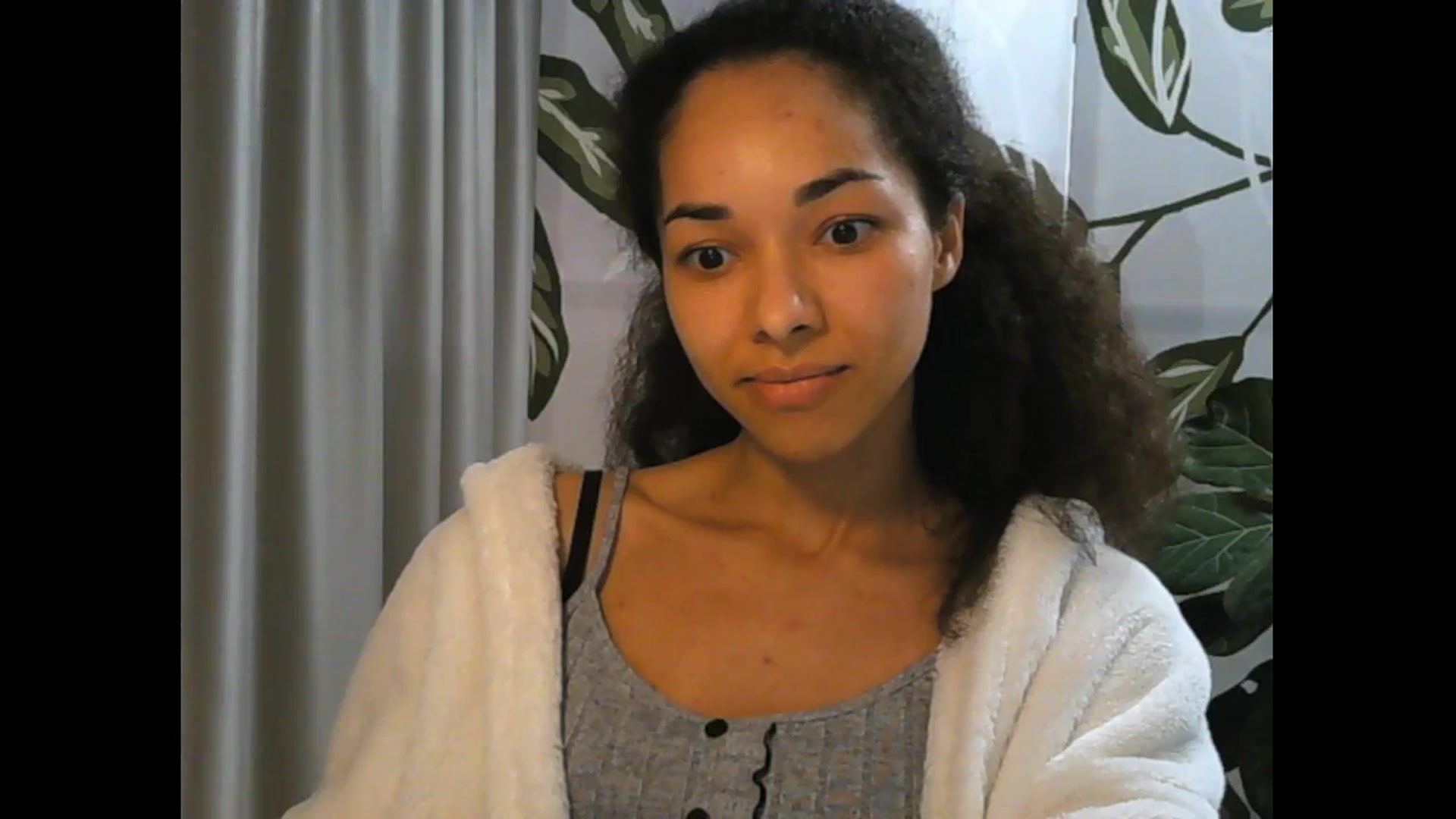 Gallery image thumbnail from Carmel_Dee's myfreecams stream on, 05/01/2026, 21:16 image 6 of 20
