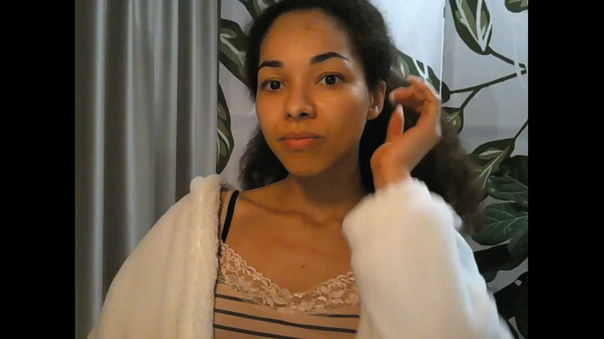 Gallery image thumbnail from Carmel_Dee's myfreecams stream on, 05/02/2026, 22:25 image 5 of 20