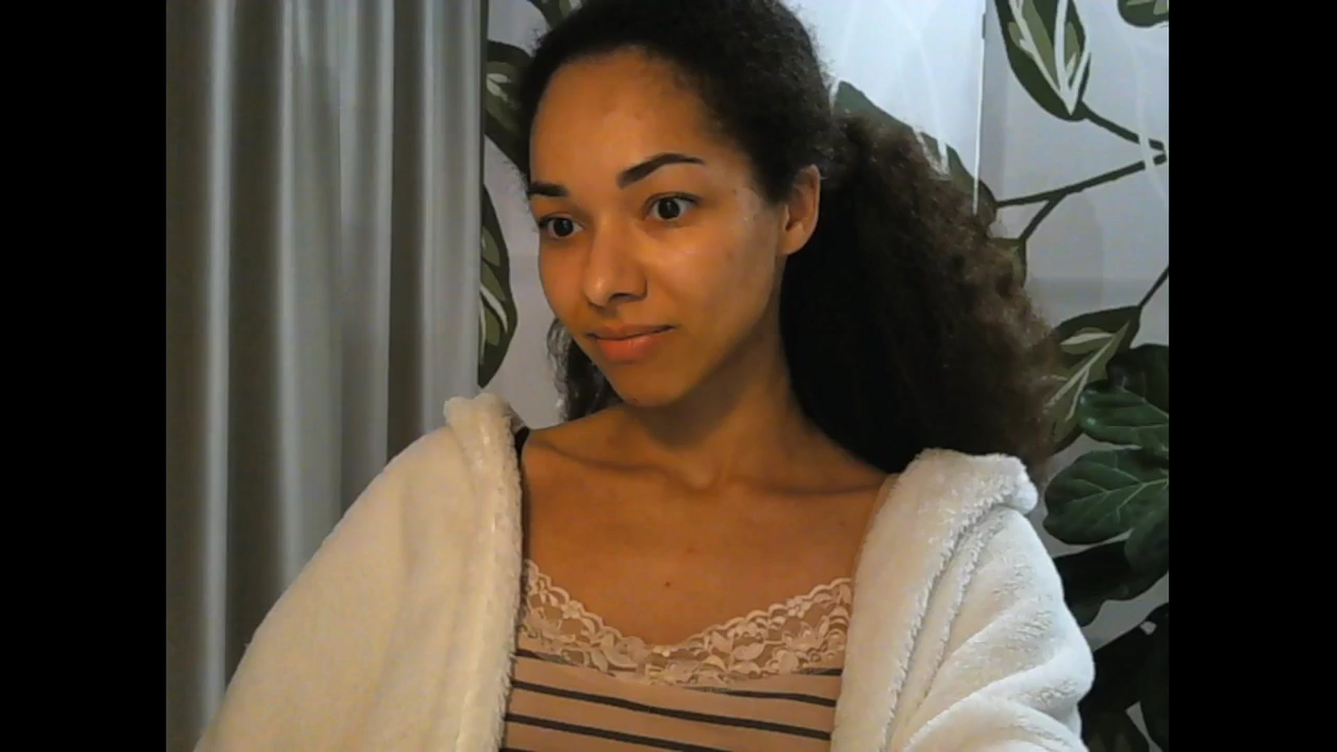 Gallery image thumbnail from Carmel_Dee's myfreecams stream on, 05/02/2026, 22:25 image 6 of 20