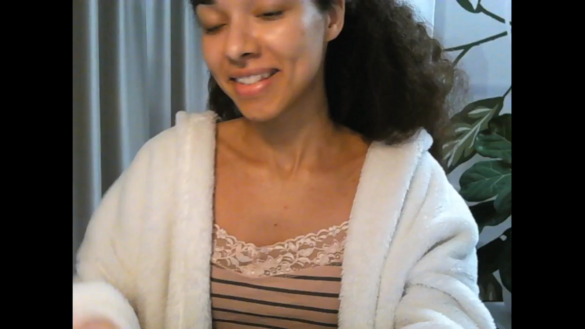 Gallery image thumbnail from Carmel_Dee's myfreecams stream on, 05/02/2026, 22:25 image 19 of 20