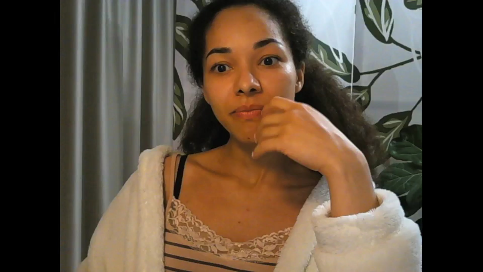 Gallery image thumbnail from Carmel_Dee's myfreecams stream on, 05/02/2026, 22:25 image 4 of 20