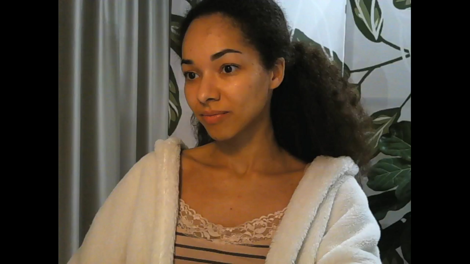 Gallery image thumbnail from Carmel_Dee's myfreecams stream on, 05/02/2026, 22:25 image 3 of 20