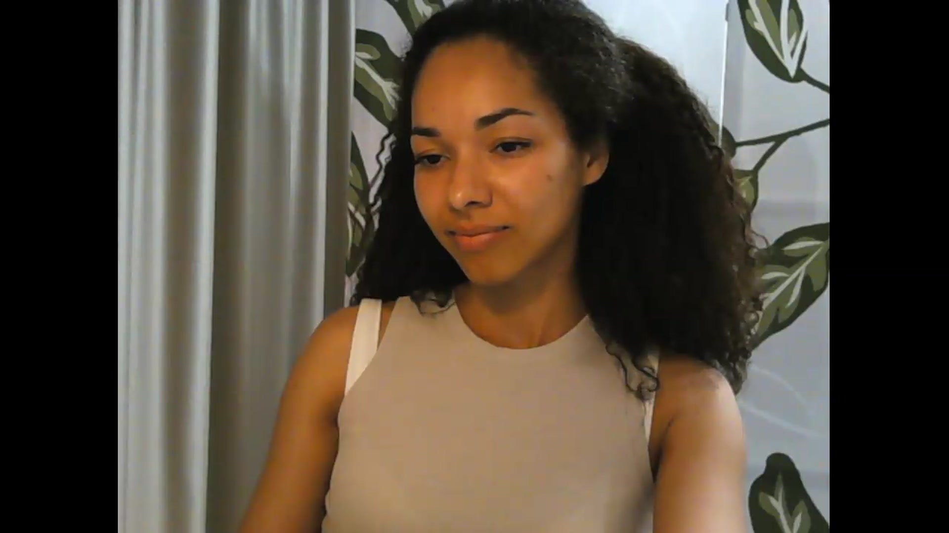 Gallery image thumbnail from Carmel_Dee's myfreecams stream on, 06/19/2026, 18:56 image 15 of 20