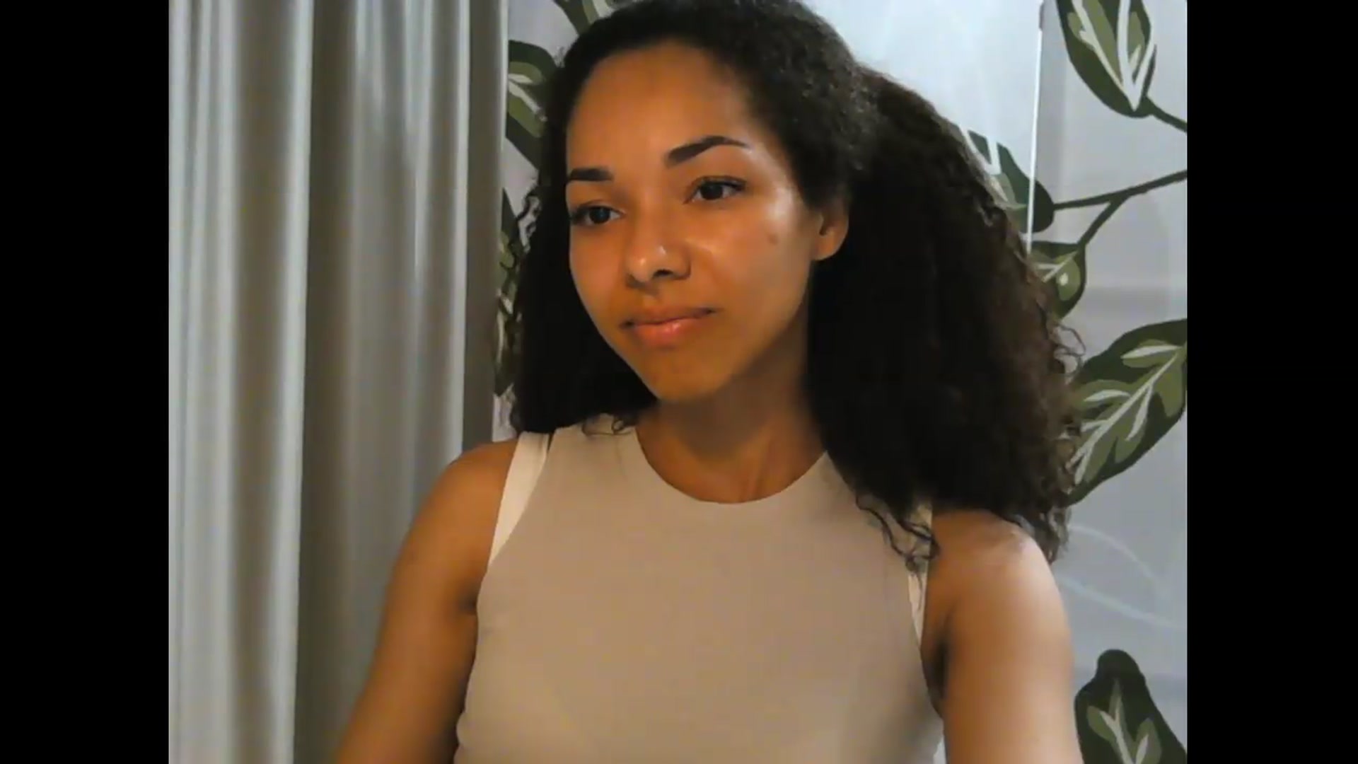 Gallery image thumbnail from Carmel_Dee's myfreecams stream on, 06/19/2026, 18:56 image 11 of 20