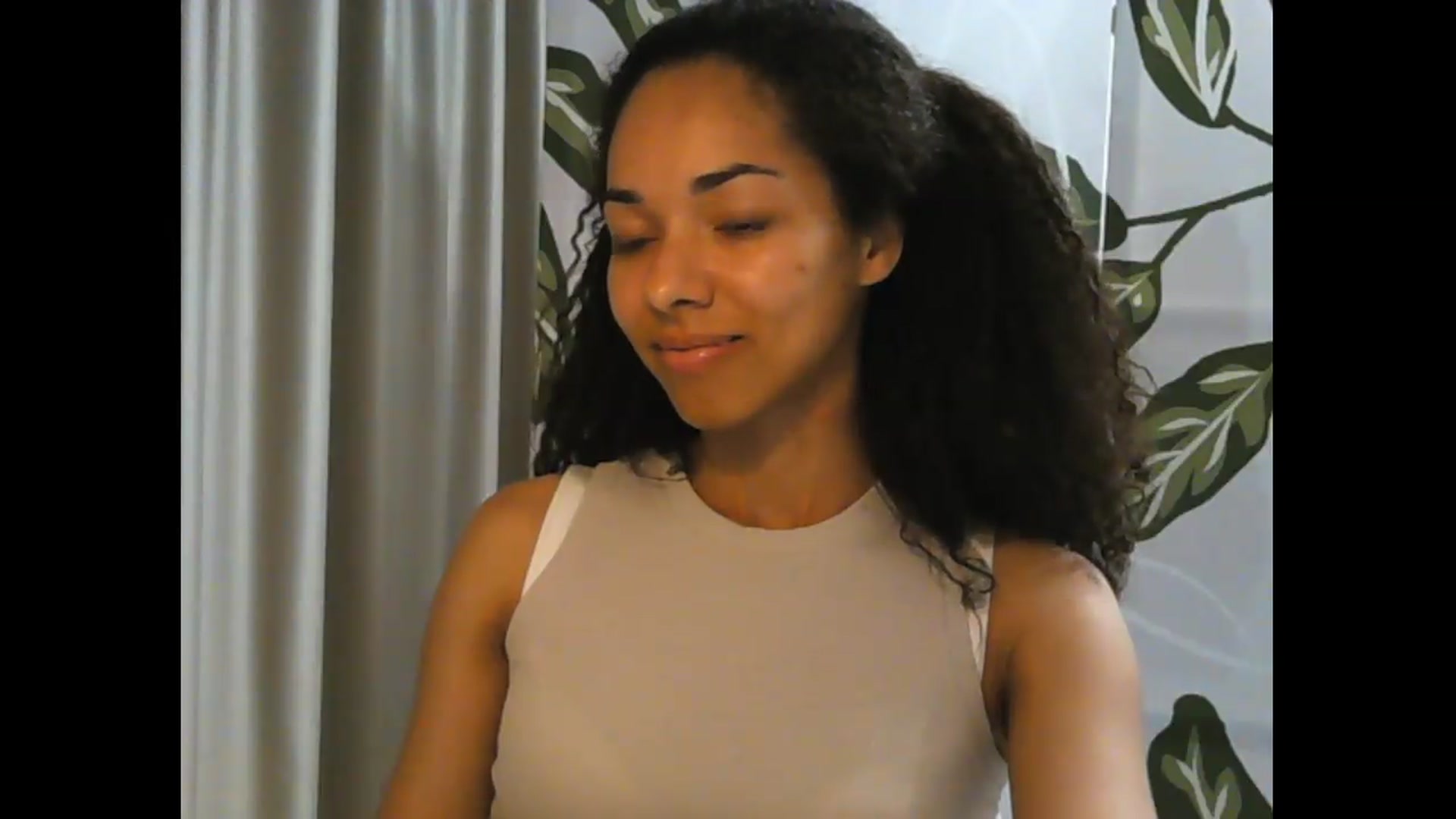 Gallery image thumbnail from Carmel_Dee's myfreecams stream on, 06/19/2026, 18:56 image 10 of 20