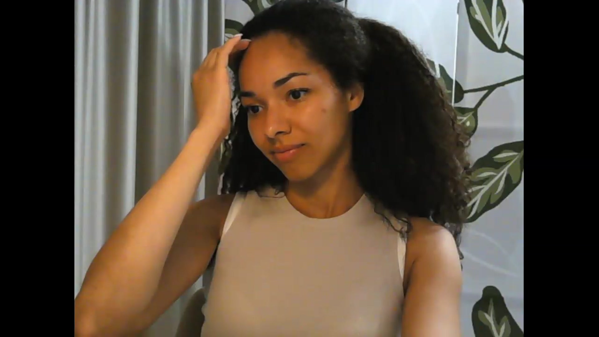 Gallery image thumbnail from Carmel_Dee's myfreecams stream on, 06/19/2026, 18:56 image 7 of 20