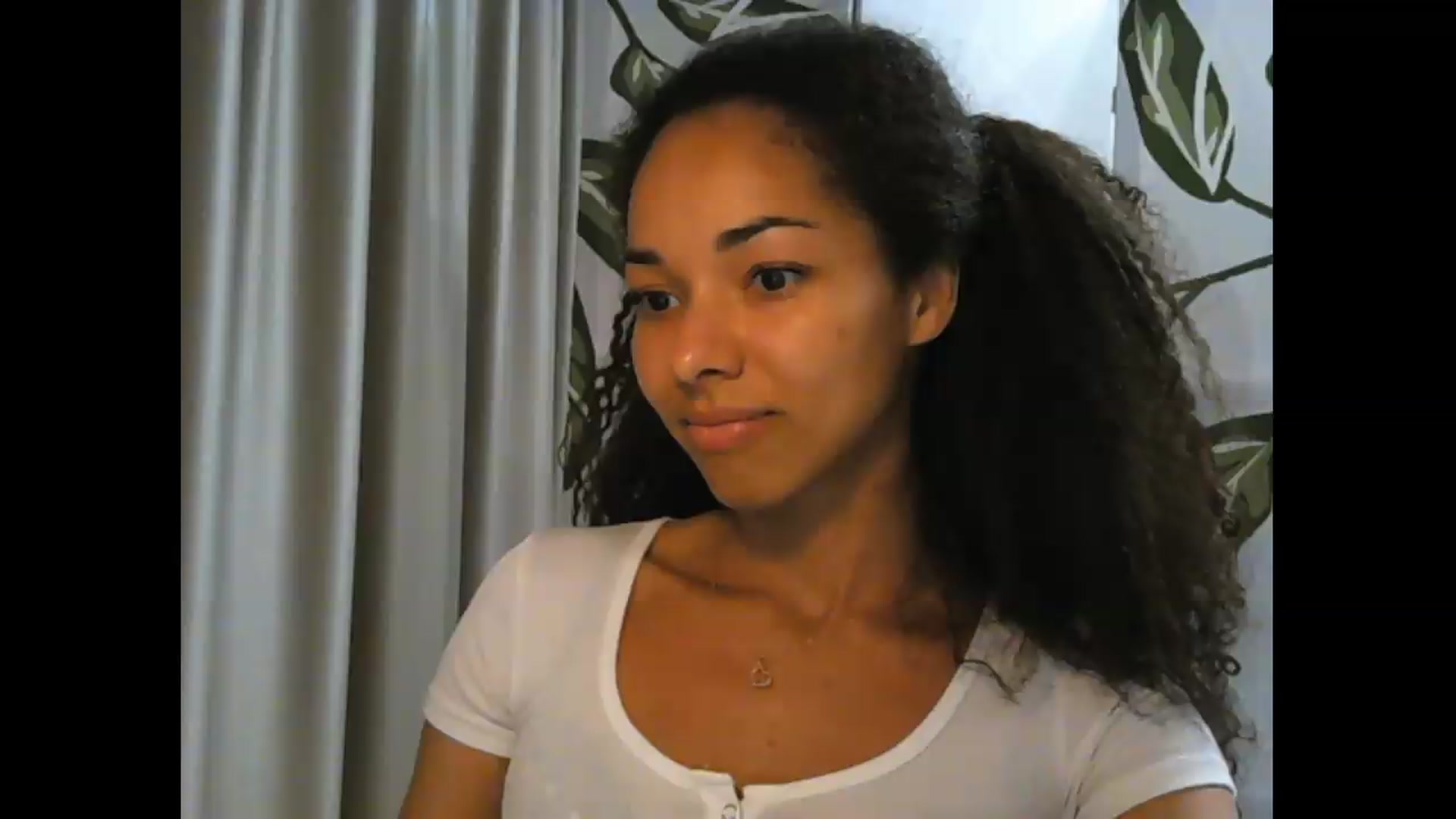Gallery image thumbnail from Carmel_Dee's myfreecams stream on, 06/26/2026, 18:27 image 6 of 20