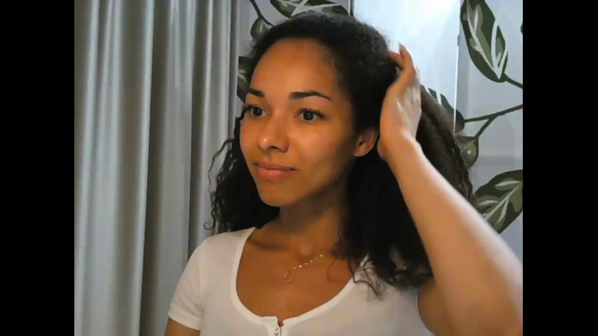 Gallery image thumbnail from Carmel_Dee's myfreecams stream on, 06/26/2026, 18:27 image 15 of 20