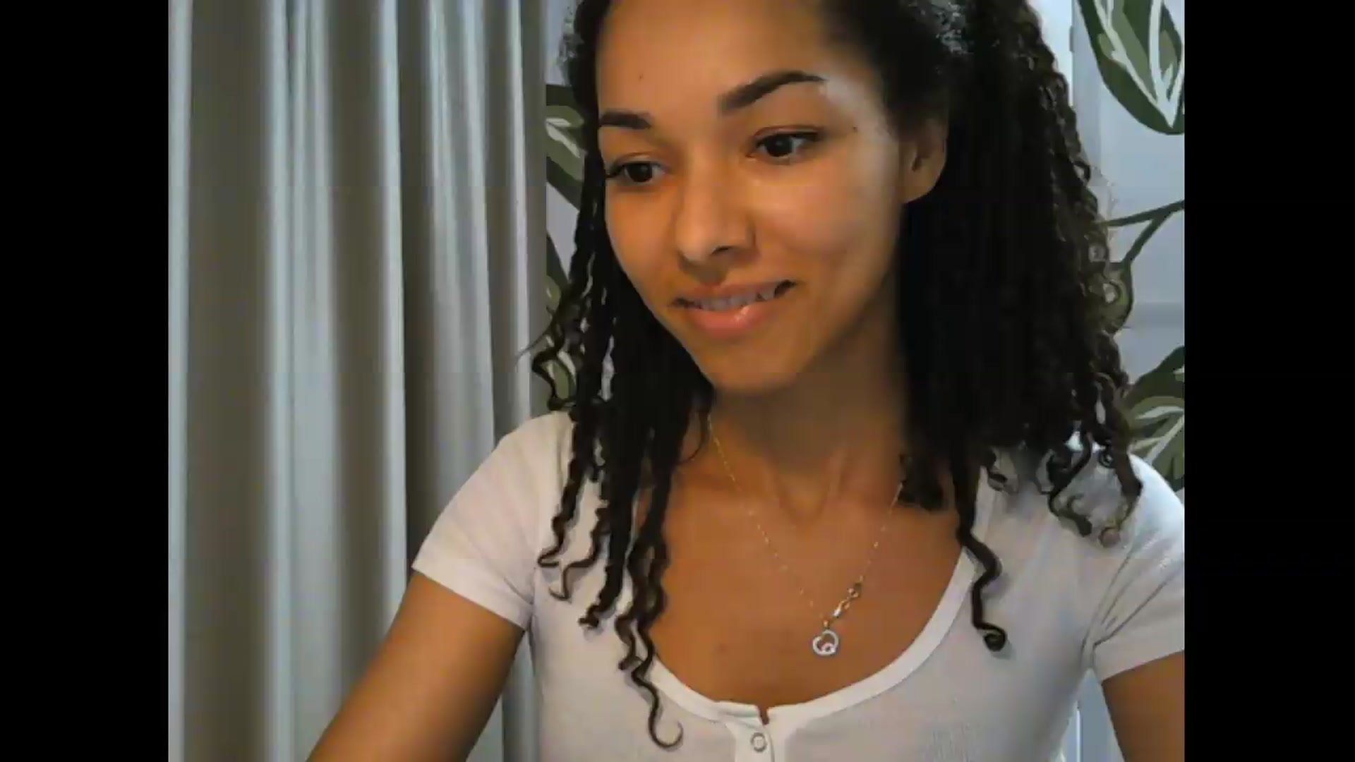 Gallery image thumbnail from Carmel_Dee's myfreecams stream on, 07/29/2026, 18:26 image 19 of 20