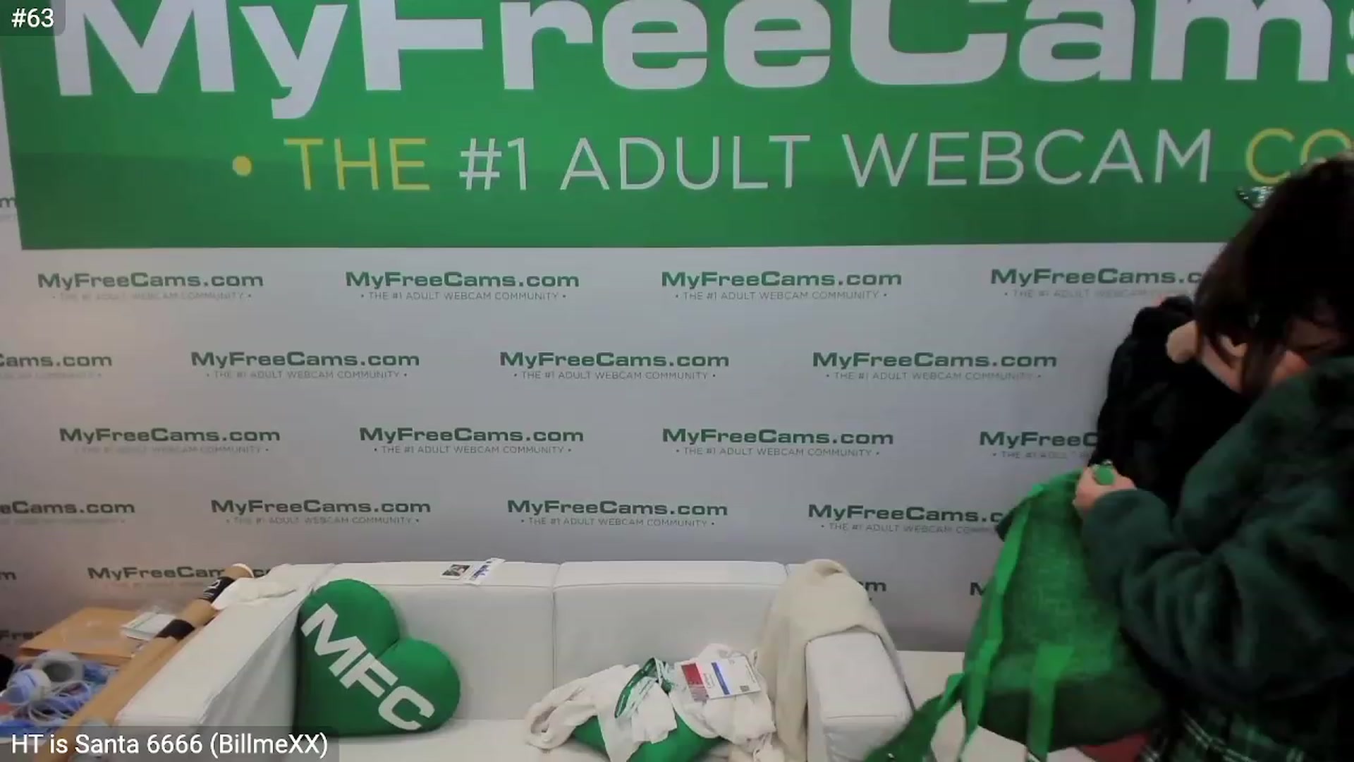 Gallery image thumbnail from Carmen's myfreecams stream on, 01/07/2023, 02:31 image 13 of 20