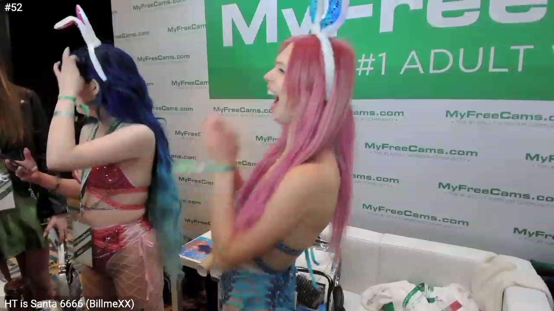 Gallery image thumbnail from Carmen's myfreecams stream on, 01/07/2023, 03:31 image 3 of 20