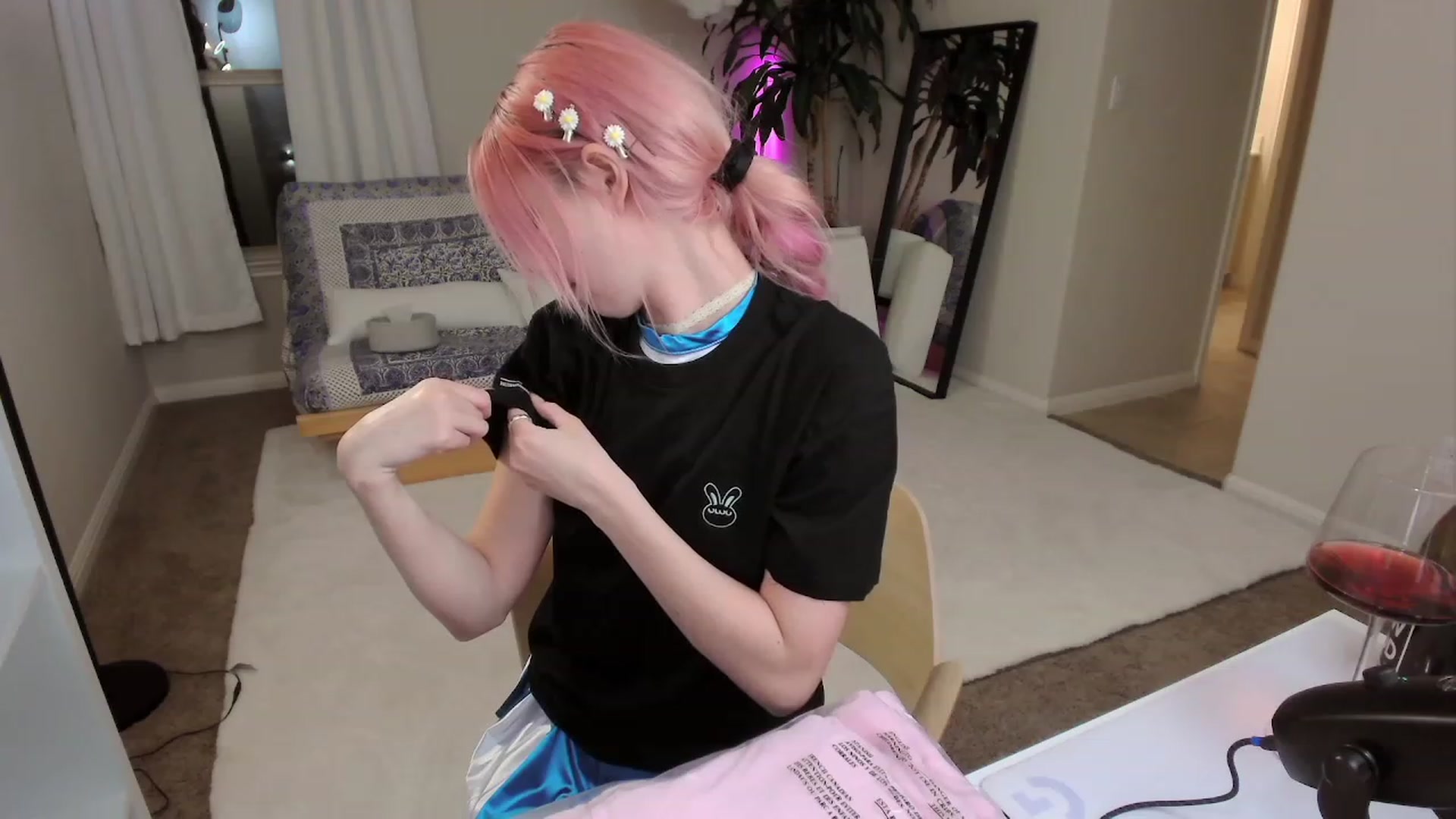 Gallery image thumbnail from Carmen's myfreecams stream on, 02/10/2023, 07:11 image 11 of 20